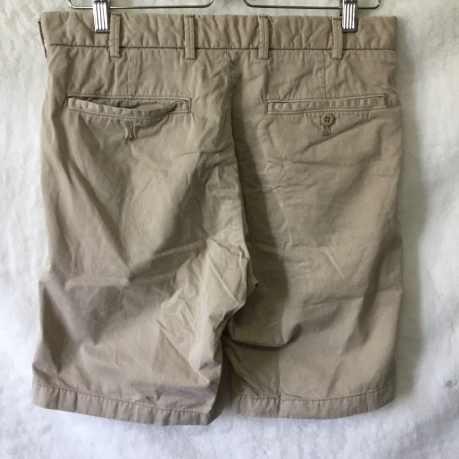 Uniqlo Uniqlo Men’s Beige Flat Front Shorts in Khaki Size US 28 / EU 44 - 7 Thumbnail