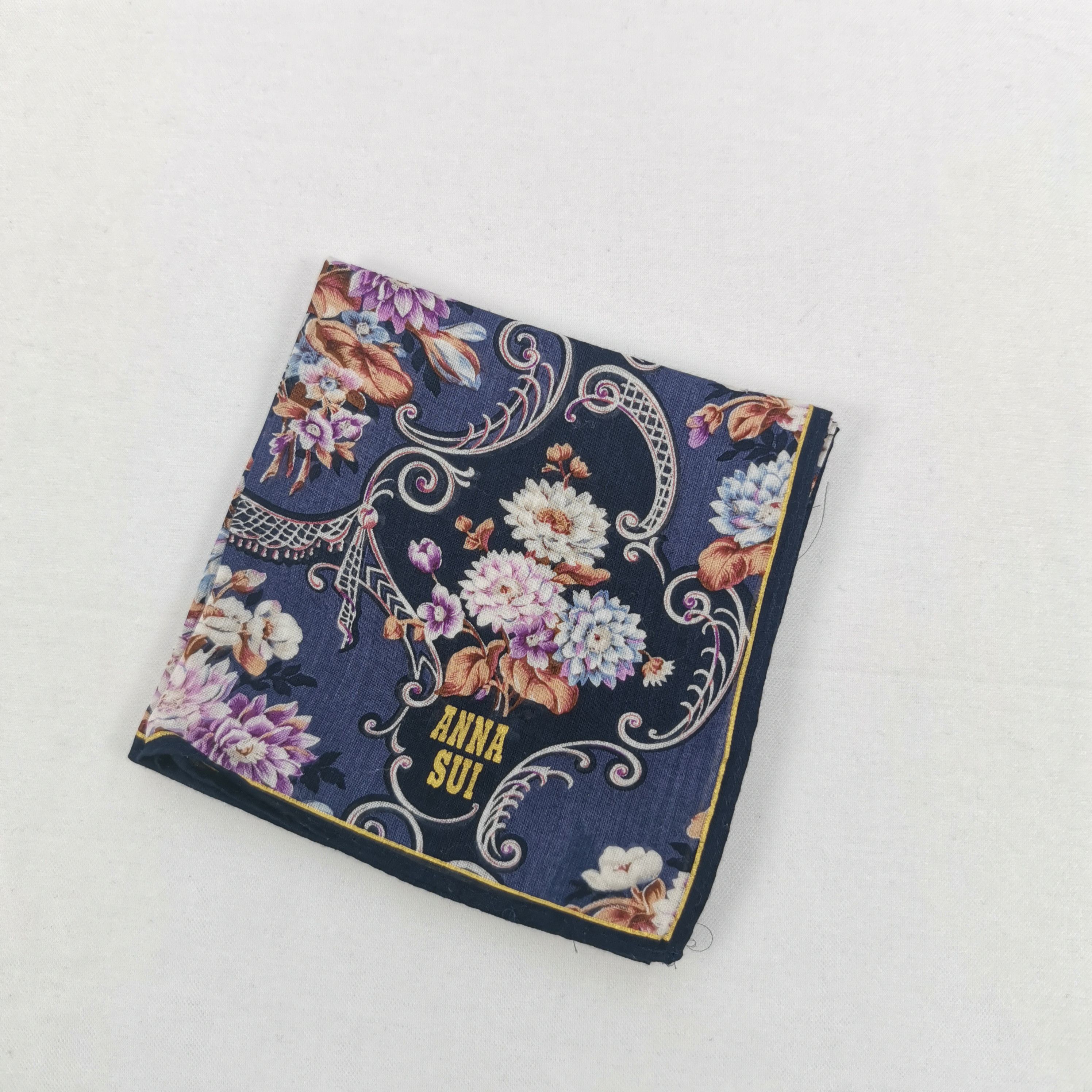 Anna Sui Vintage Anna Sui Handkerchief 56789 Size ONE SIZE - 2 Thumbnail