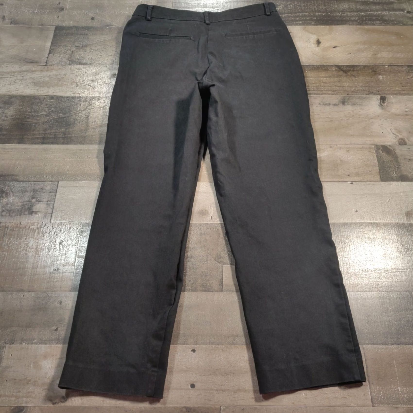 Forever 21 FOREVER 21 Pants Womens M Black Chino Mid Rise Straight Crop Flat Front Size 32" / US 10 / IT 46 - 2 Thumbnail