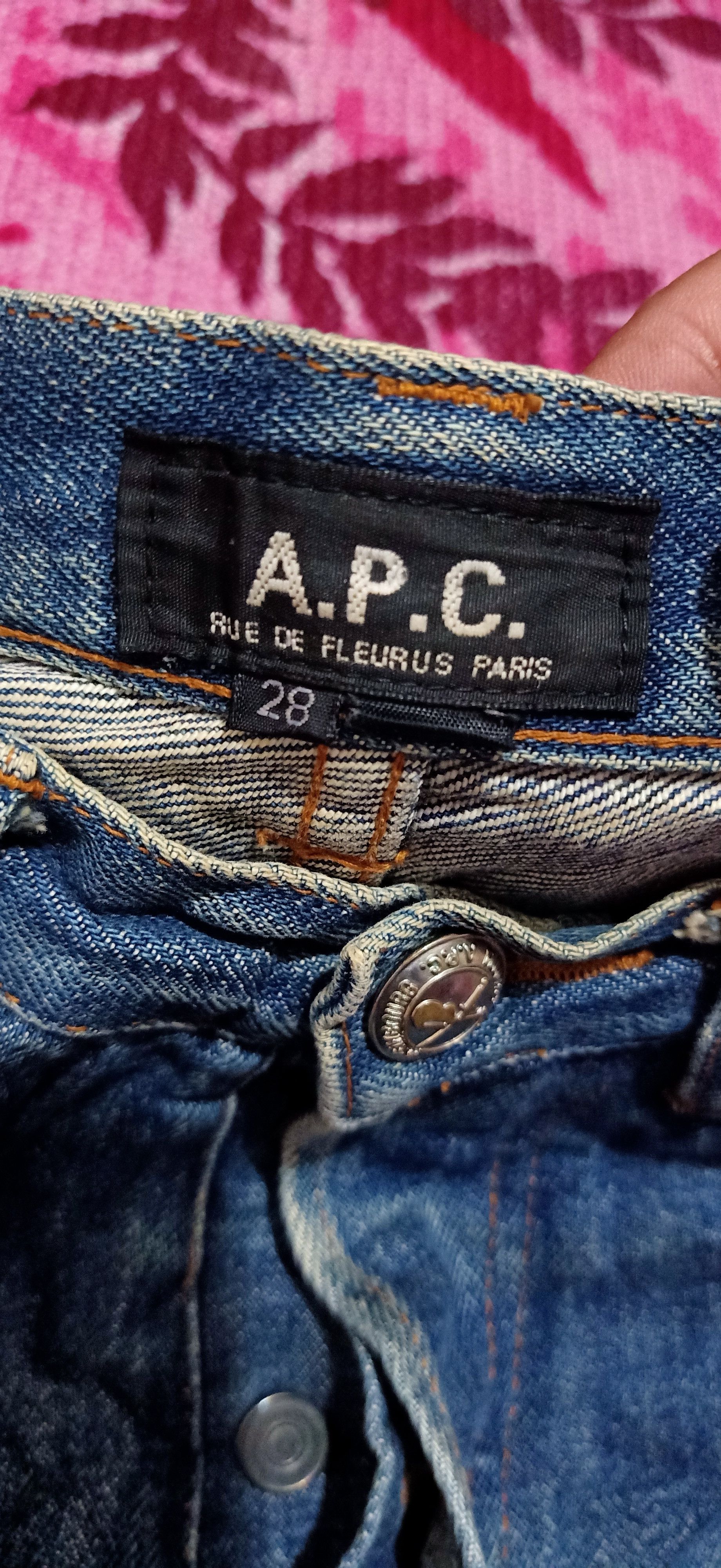 A.P.C. A.p.c. selvedge distressed jeans Size US 27 - 5 Thumbnail