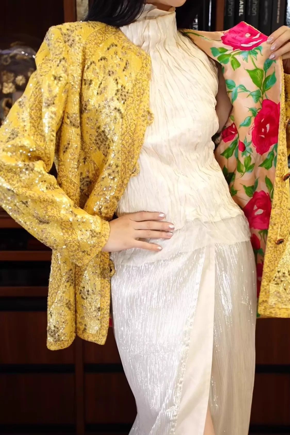 Emanuel Ungaro Emanuel Ungaro Vintage Beaded & Sequined Gold Blazer (L-XL) Size L / US 10 / IT 46 - 7 Thumbnail
