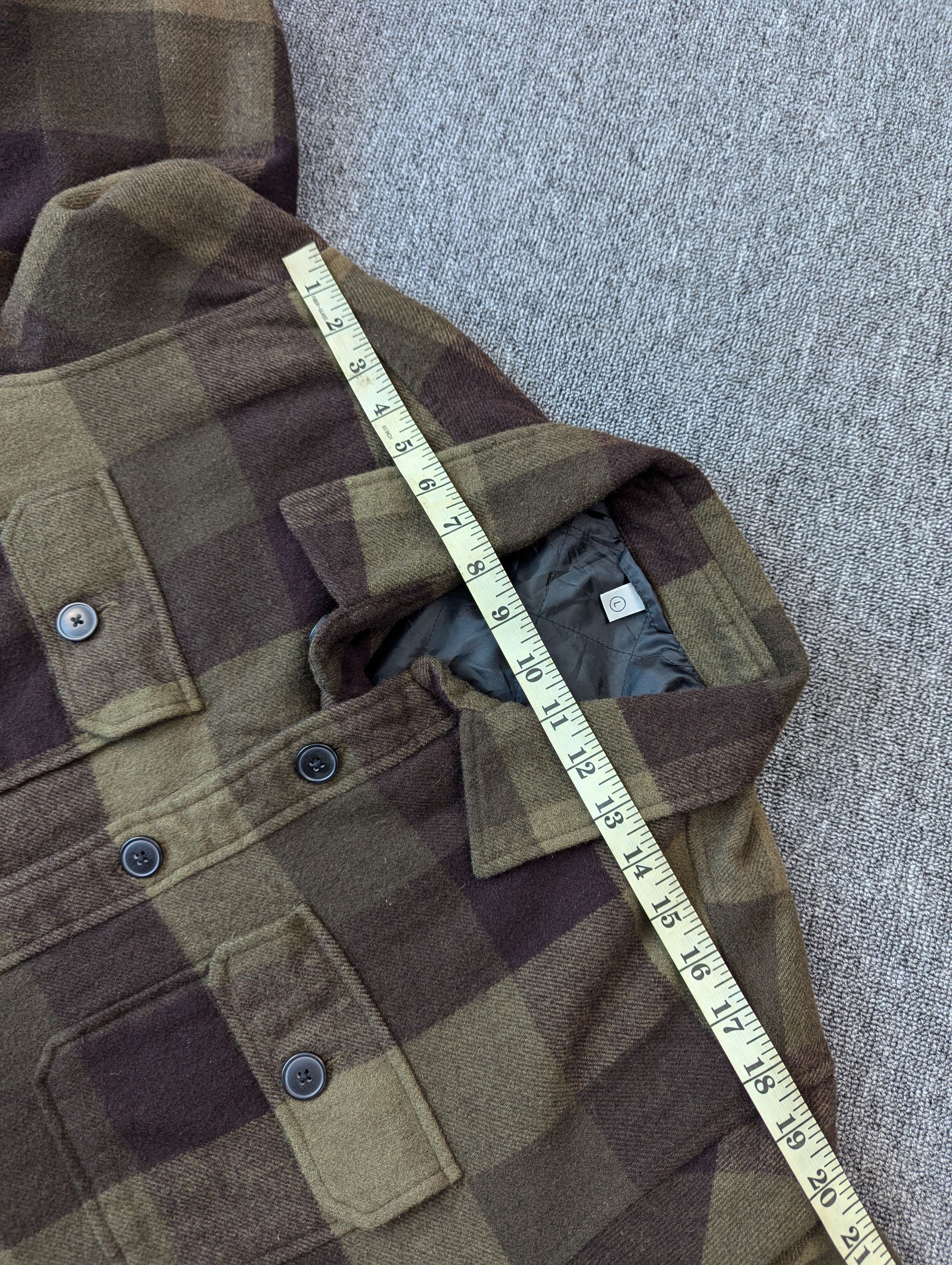 Japanese Brand Vintage Uniqlo Wool Quilted Checkered Flannel Jacket Size US L / EU 52-54 / 3 - 13 Thumbnail
