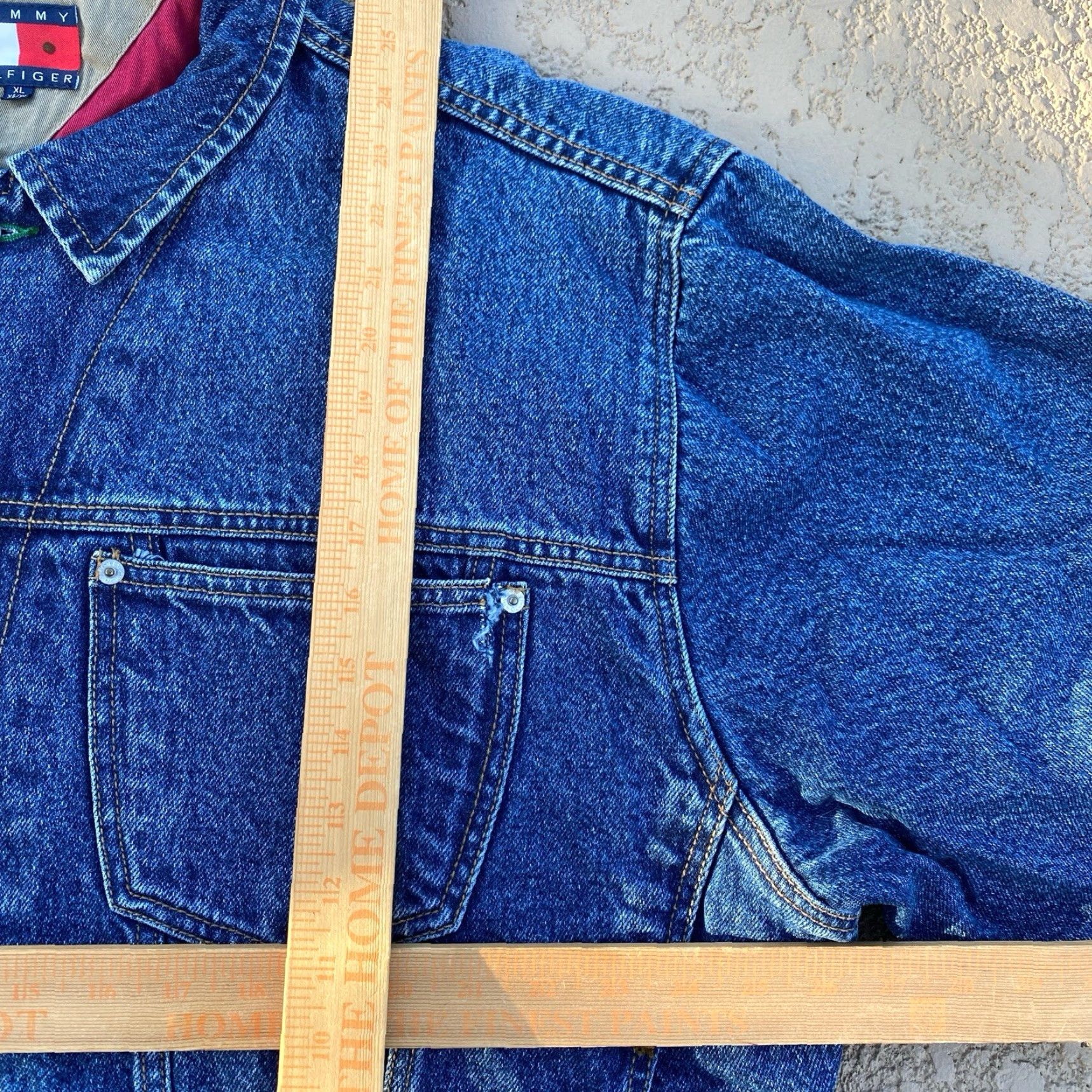Tommy Hilfiger VINTAGE Tommy Hilfiger Spell Out Big Flag Patch Denim Jean Jacket 90s SZ XL Mens Jeans Jacket Blu e Size US 36 / EU 52 - 4 Thumbnail
