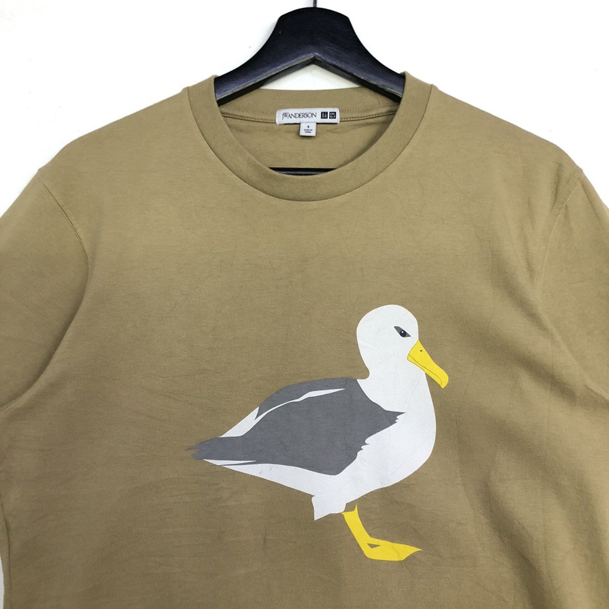 JW Anderson × Uniqlo Jwanderson Designer Collab With Uniqlo Tshirt Size US S / EU 44-46 / 1 - 3 Thumbnail