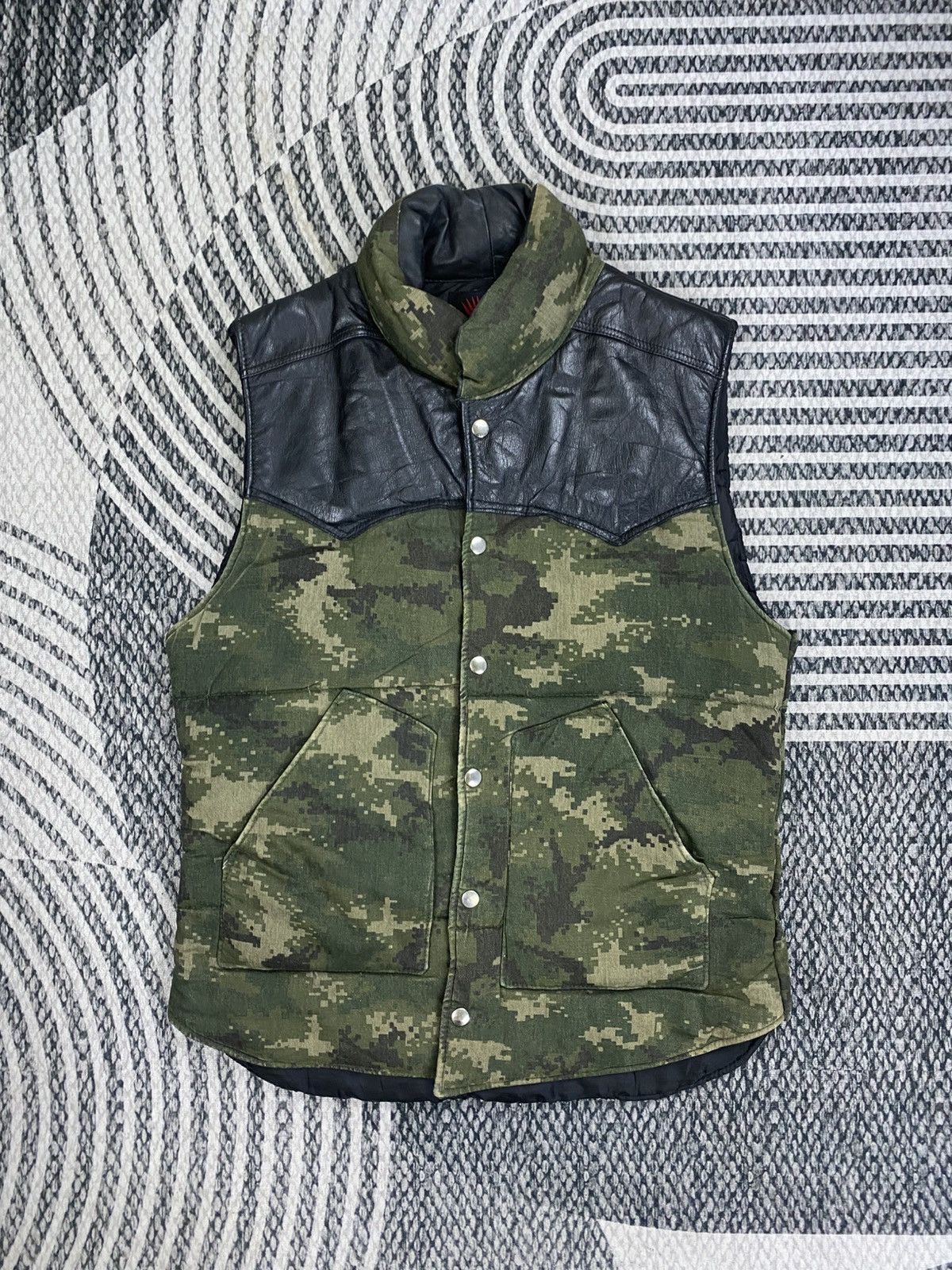 Japanese Brand 🔥Red Mohican Camouflage Punk Jacket Size US M / EU 48-50 / 2 - 1 Thumbnail