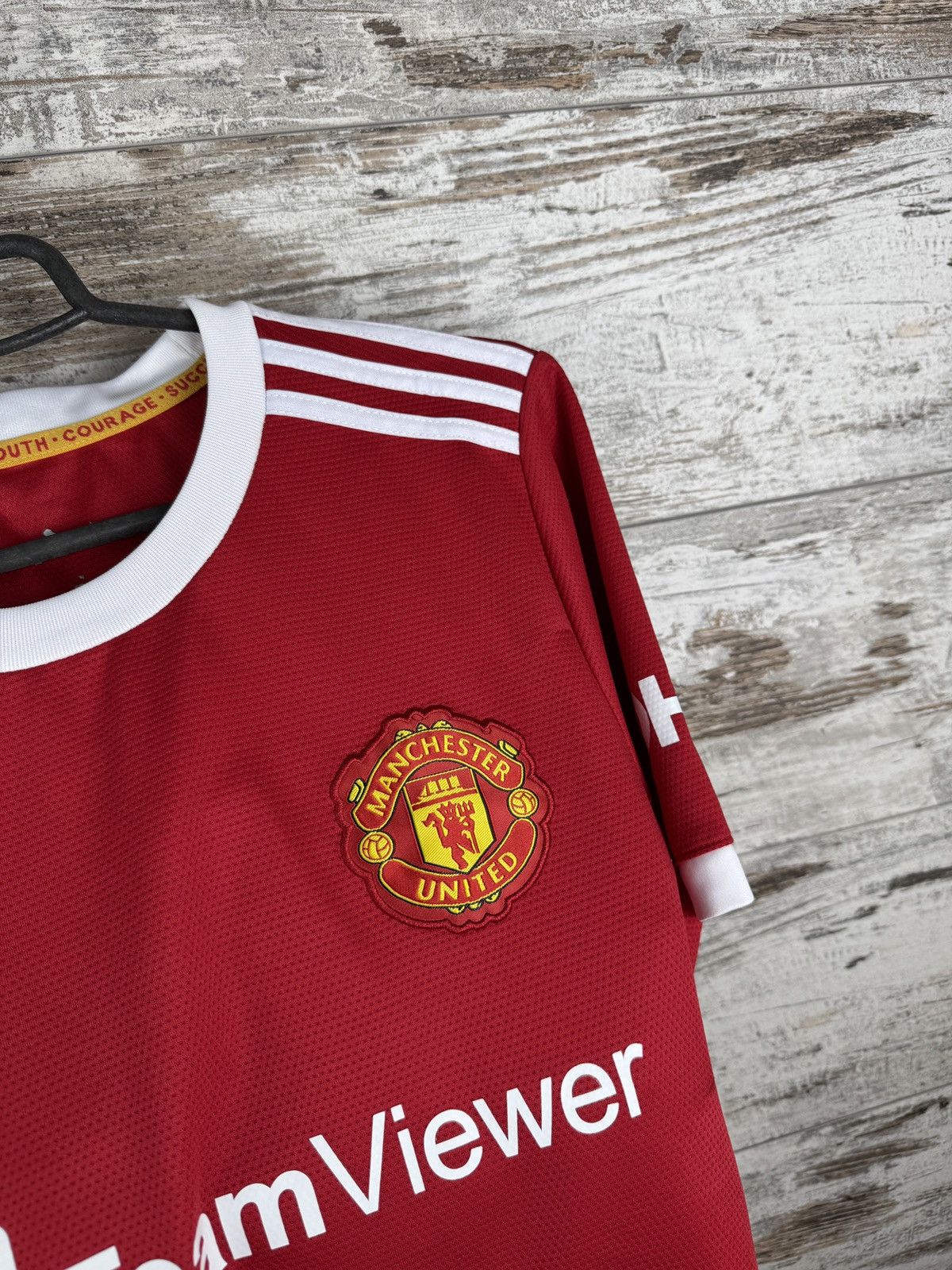 Adidas Mens Vintage Adidas Manchester United Greenwood T-shirt tee Size US S / EU 44-46 / 1 - 8 Thumbnail