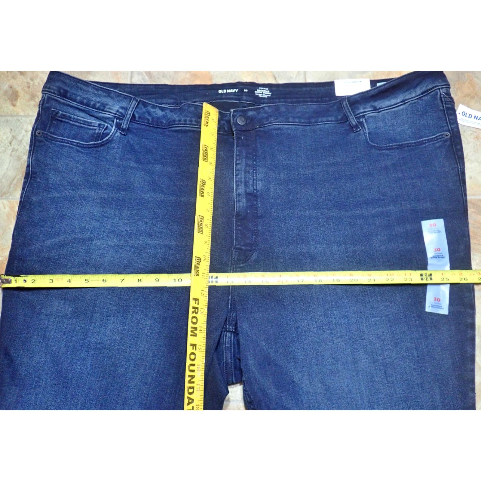 Old Navy Old Navy Rockstar High Rise Super Skinny Mom Jeans Size 30 Blue Denim 52 to 56 in Waist 27 in Inseam Plus Size 30 −? Size 30" / US 8 / IT 44 - 5 Thumbnail