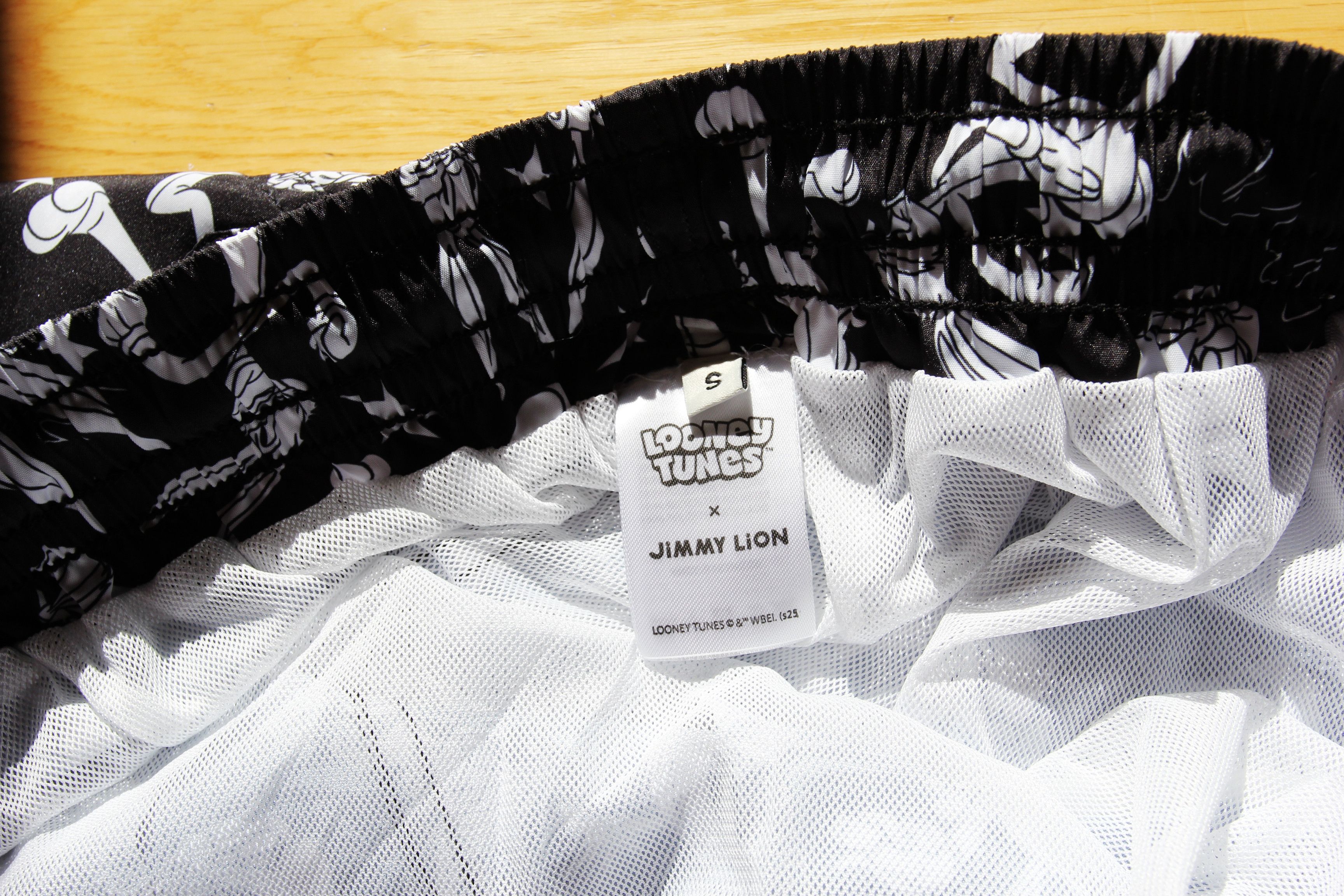 Other BNWT SS25 JIMMY LION x LOONEY TUNES BUGS BUNNY SWIM SHORTS S Size US 30 / EU 46 - 8 Thumbnail