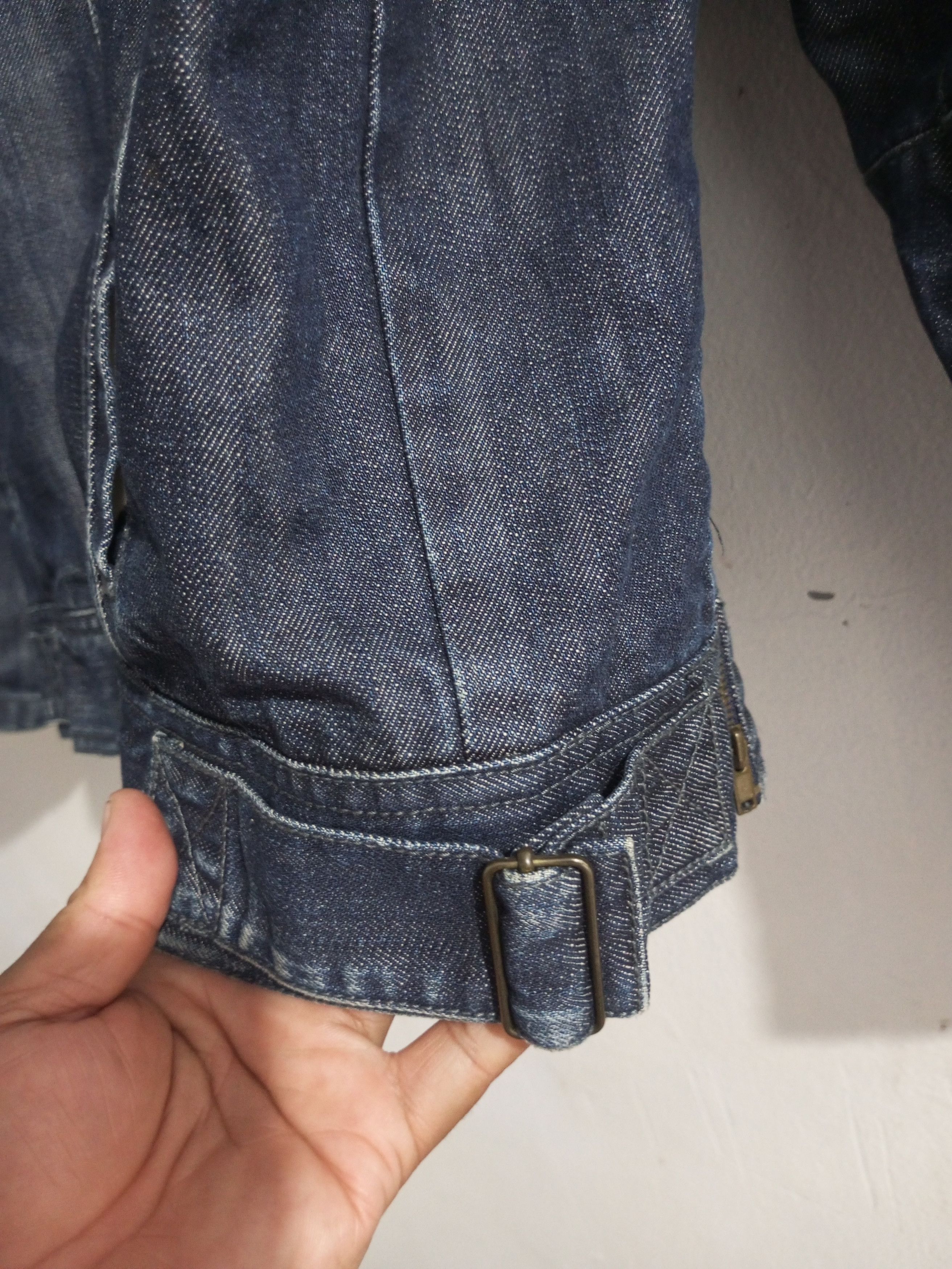 Cooper Vintage Lee Cooper multi zipper distressed denim jacket Size US M / EU 48-50 / 2 - 10 Thumbnail