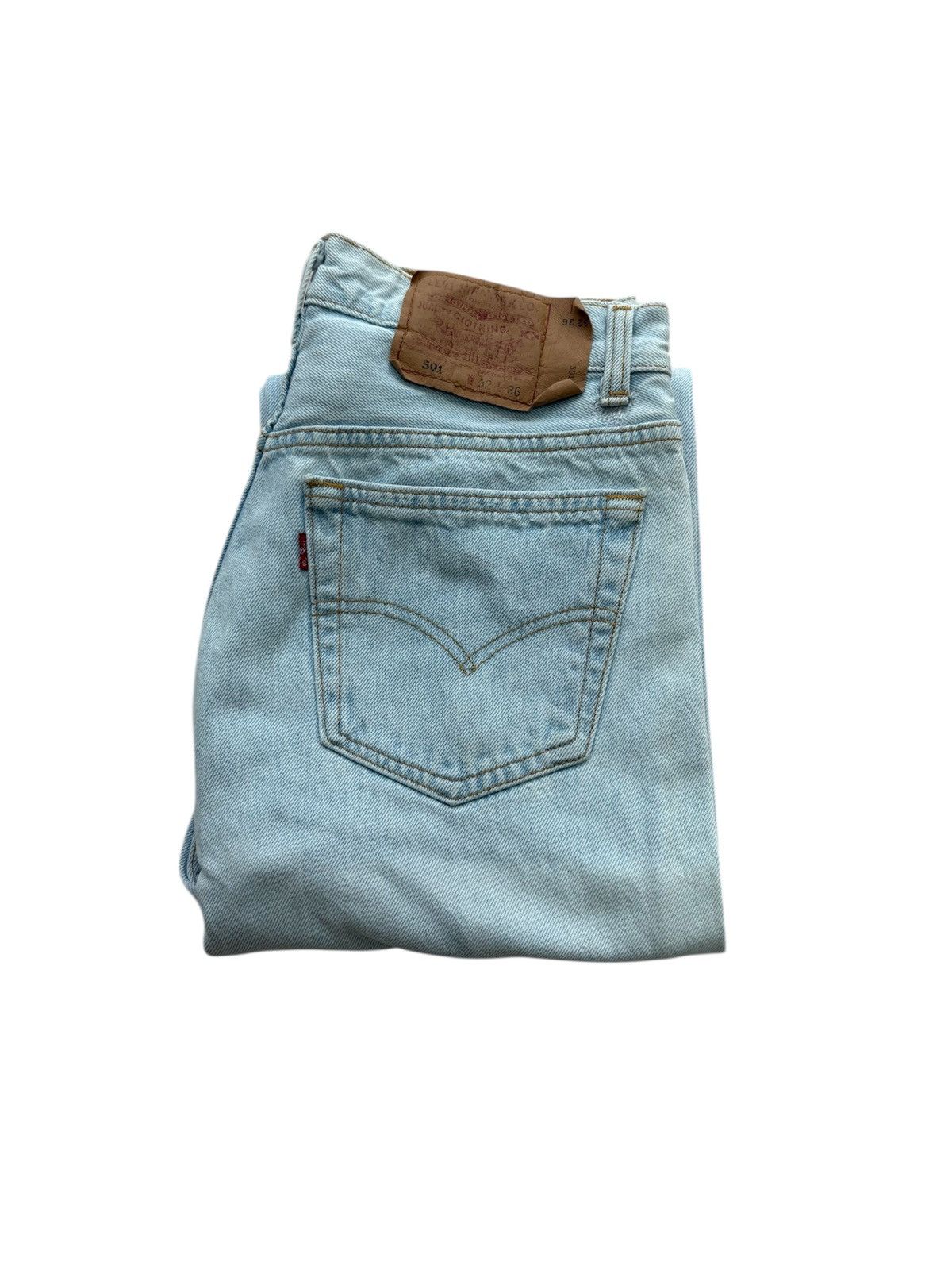 Levi's Levi's 501 Light Wash Made In USA Size US 30 / EU 46 - 16 Thumbnail