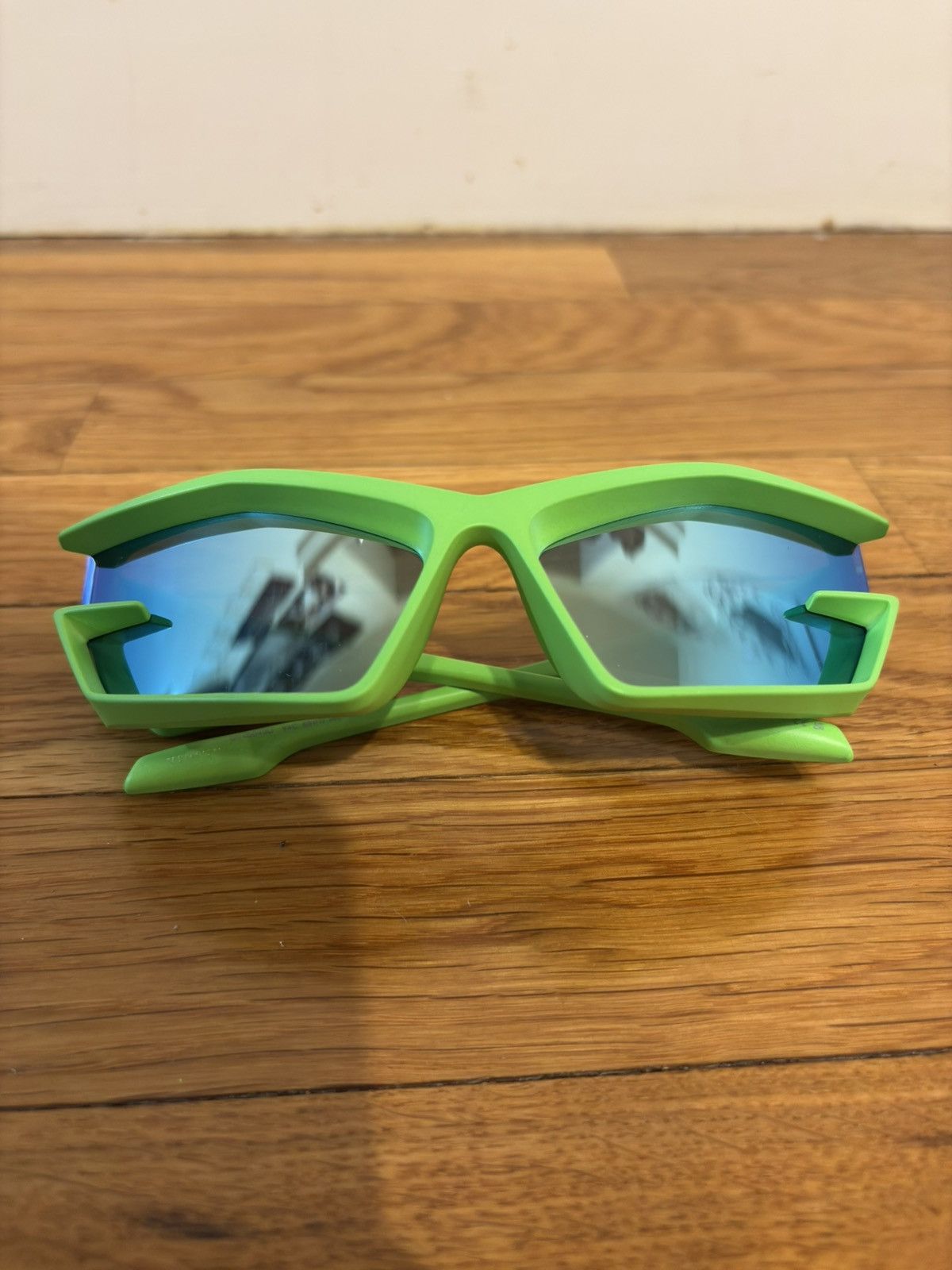Givenchy Givenchy Giv Cut Sunglasses Size ONE SIZE - 8 Thumbnail