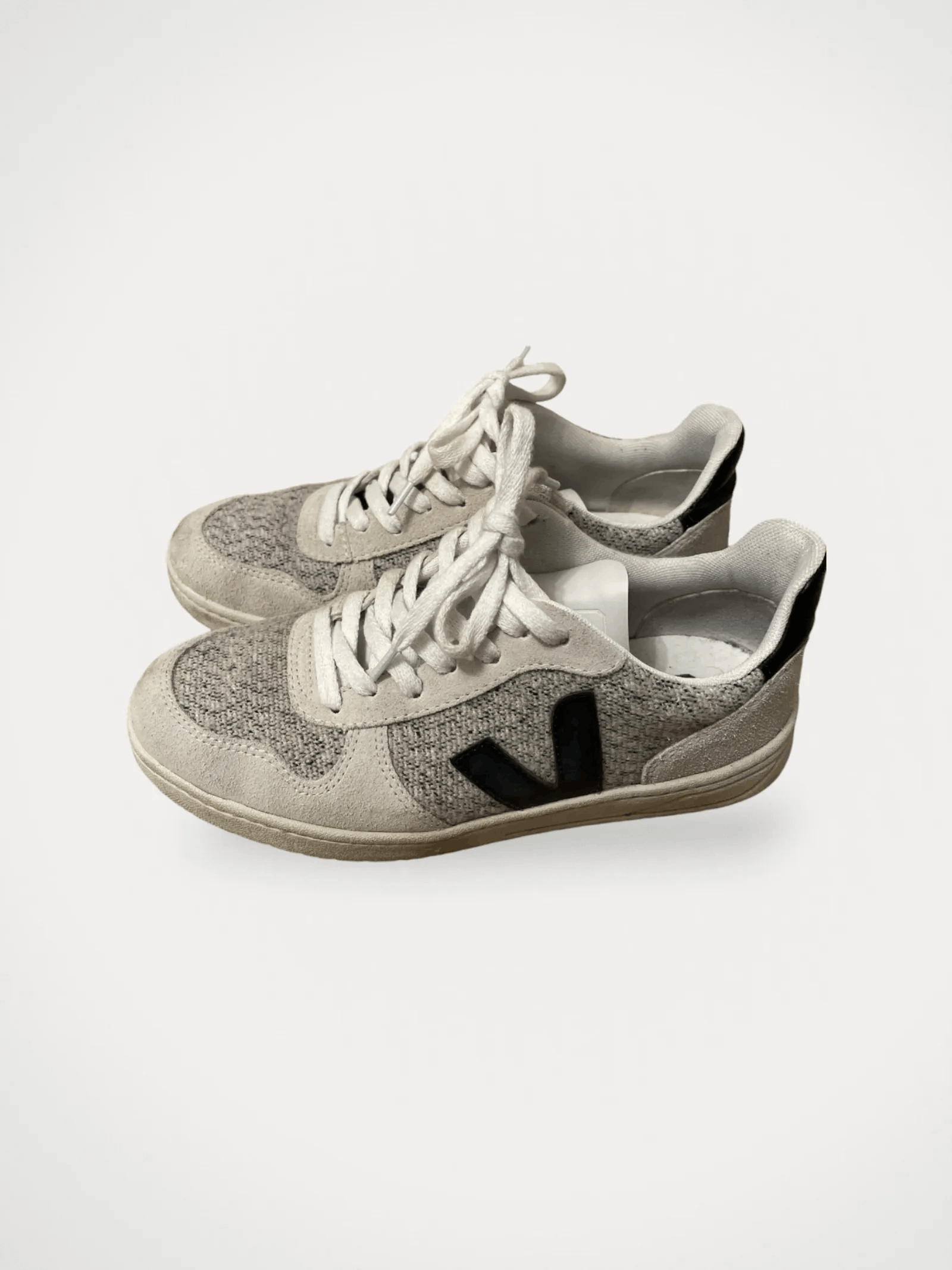 Veja Veja V10 Sneakers Size US 8 / IT 38 - 1 Thumbnail
