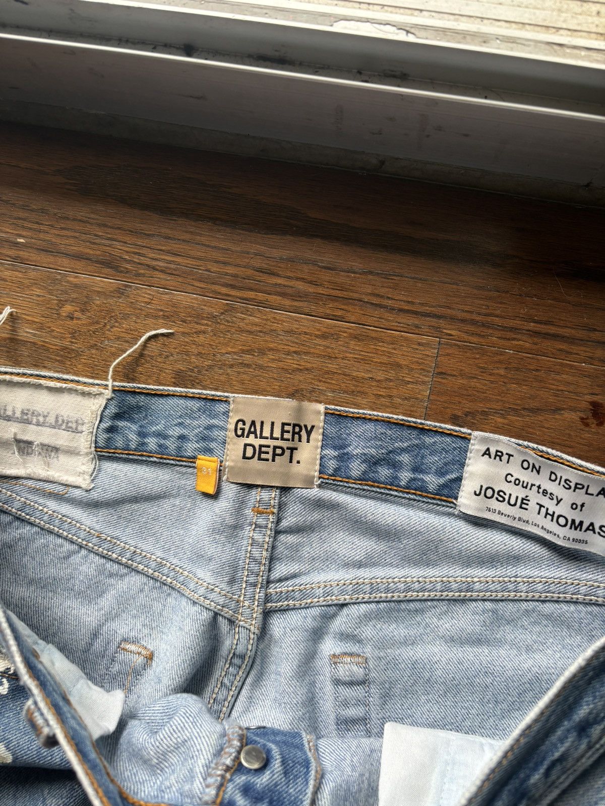 Gallery Dept. Lightwash Laflare Indiana Denim Size US 31 - 3 Thumbnail
