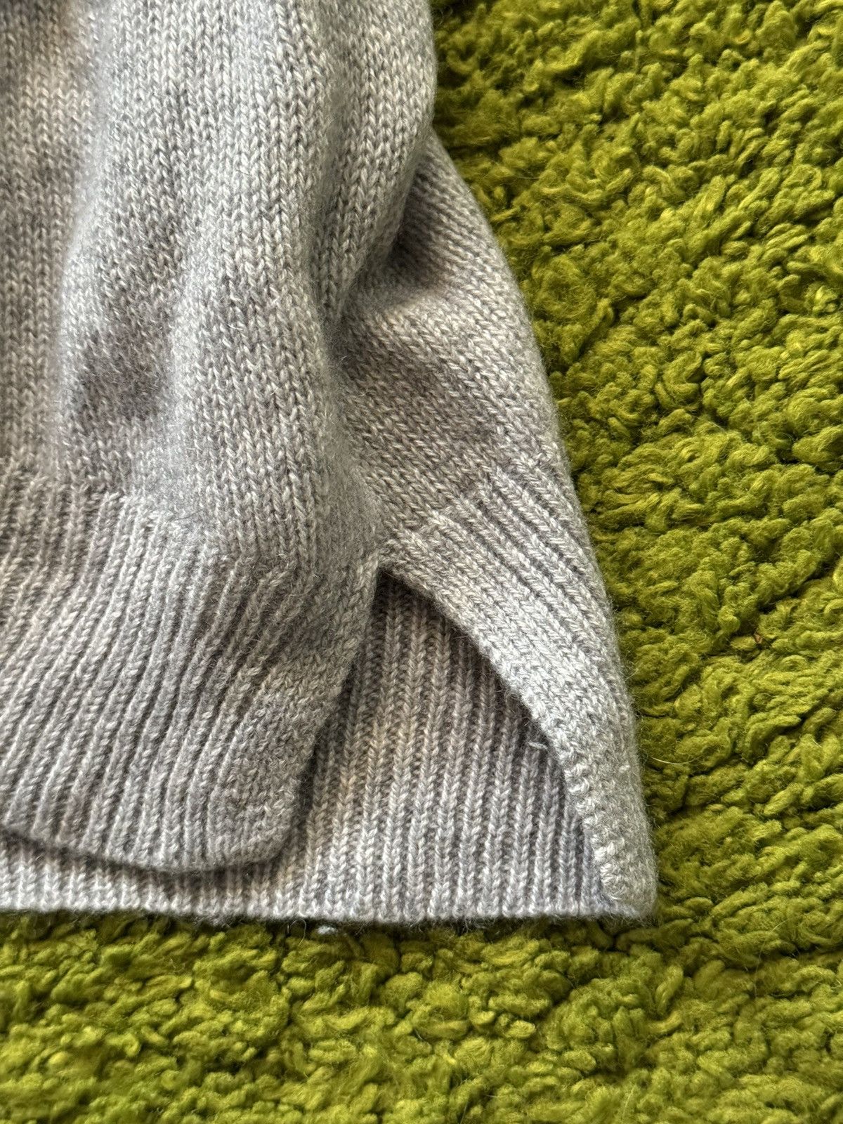 Designer × Zadig & Voltaire Zadig & Voltaire 100% cashmere Mirka Heart cardigan sweater Size M / US 6-8 / IT 42-44 - 11 Thumbnail