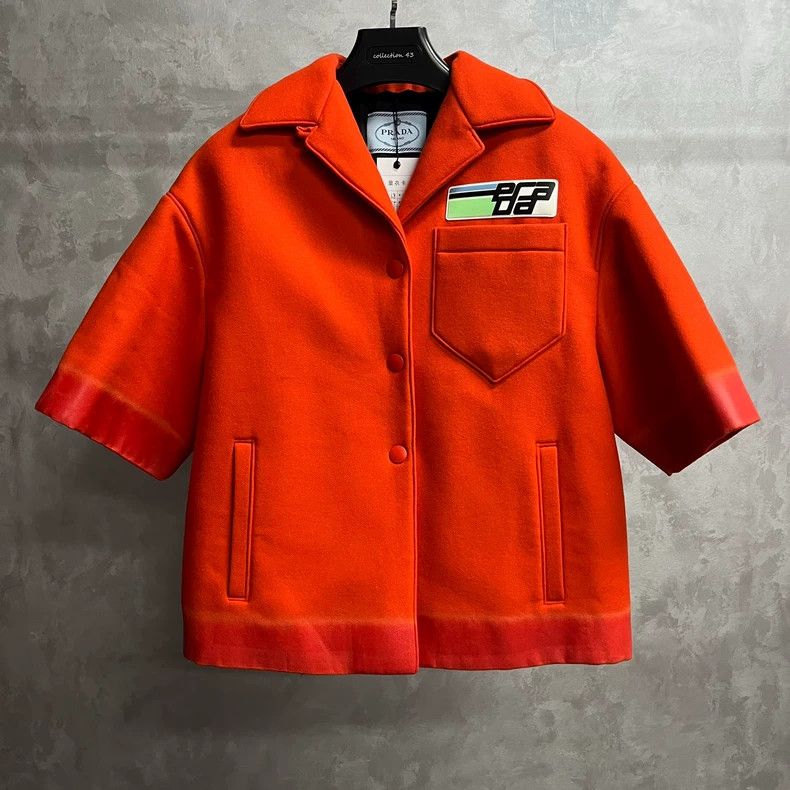 Prada Prada Size 38 Red wool offset pattern logo short-sleeved sh Size US M / EU 48-50 / 2 - 1 Thumbnail