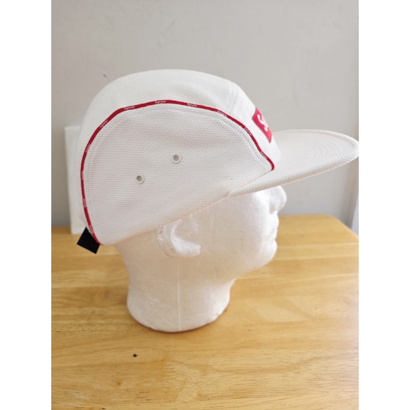 Supreme Supreme Men's Runners Adjustable Hat Cap White Size ONE SIZE - 5 Thumbnail