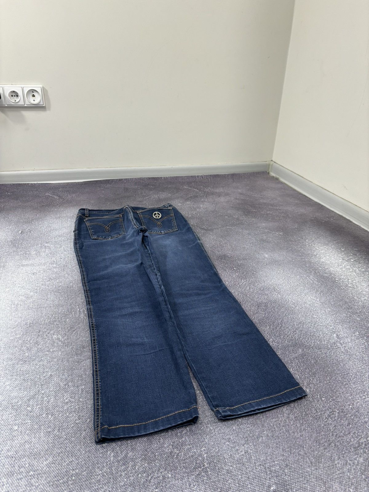 Moschino Vintage Moschino Women’s Hippie Logo Luxury Blue Denim Jeans Size 27" / US 4 / IT 40 - 3 Thumbnail