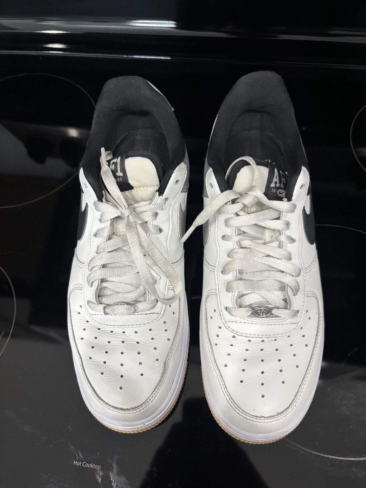 Nike Nike Air Force 1 Low White Black Gum Used Size 9.5 Size US 9.5 / EU 42-43 - 1 Thumbnail