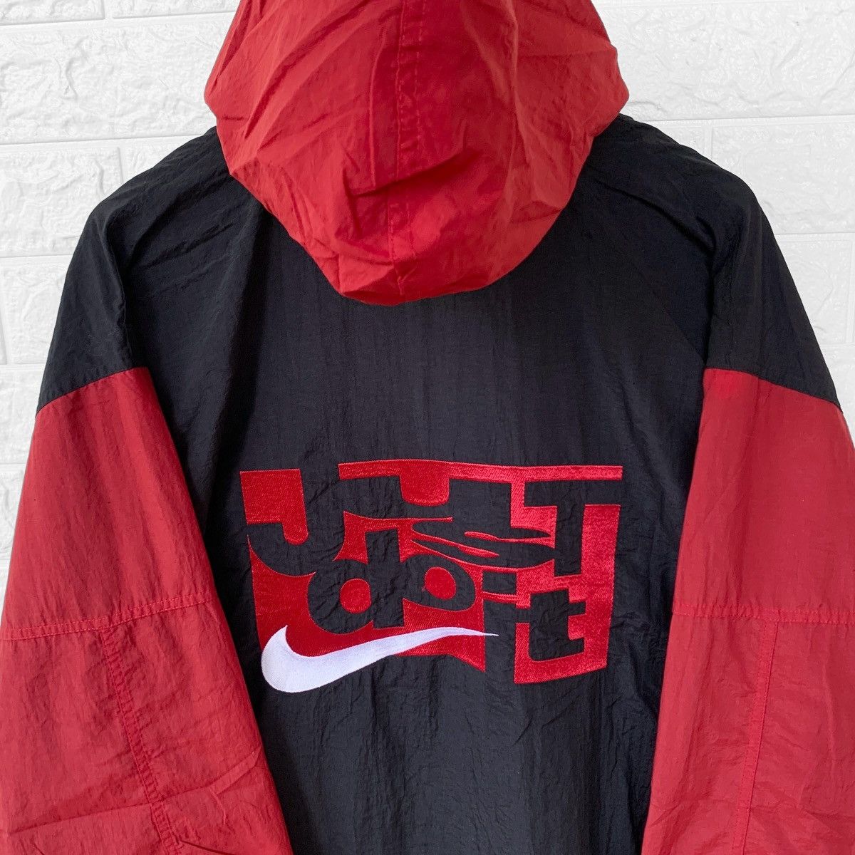 Vintage Vintage 90s Nike JUST DO IT Windbreaker Hoodie Jacket Size US L / EU 52-54 / 3 - 7 Thumbnail