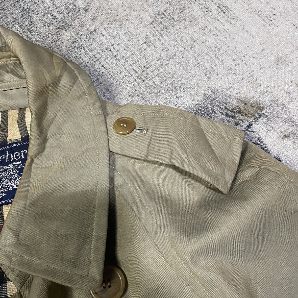 Burberry × Vintage Vintage Burberrys Long Jacket Bondage Nova Check Lining Size US L / EU 52-54 / 3 - 10 Thumbnail