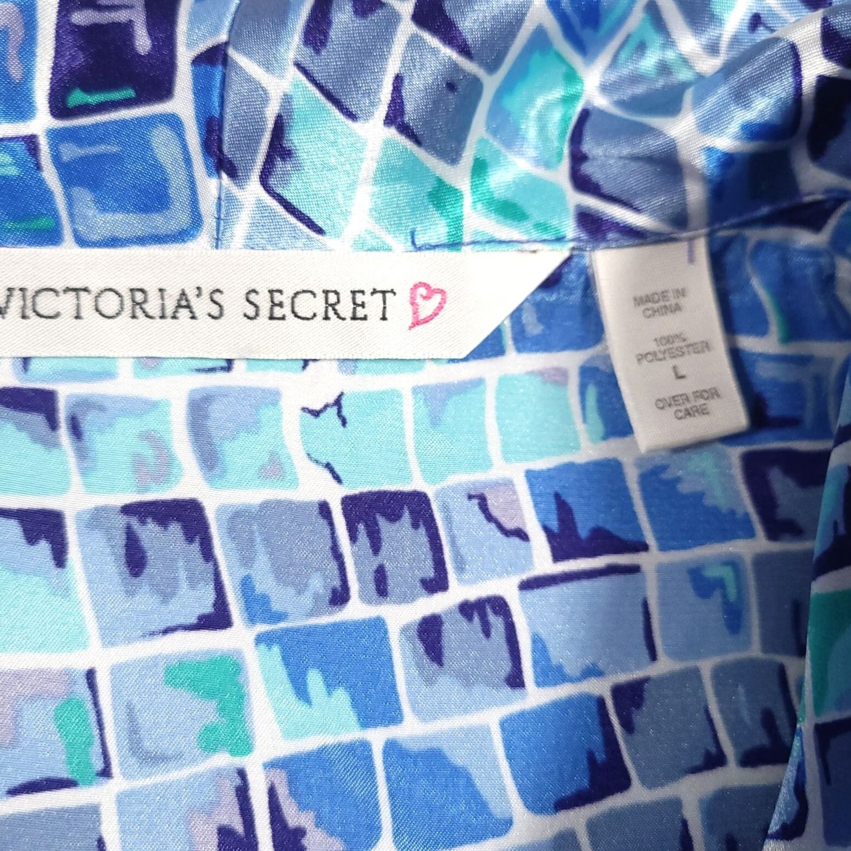 Victoria's Secret Victoria's Secret Satin Sleep Shirt Women’s L Blue Button Front Pajama Top Shirt Womens L Blue Satin Sleep Shirt Size L / US 10 / IT 46 - 8 Thumbnail