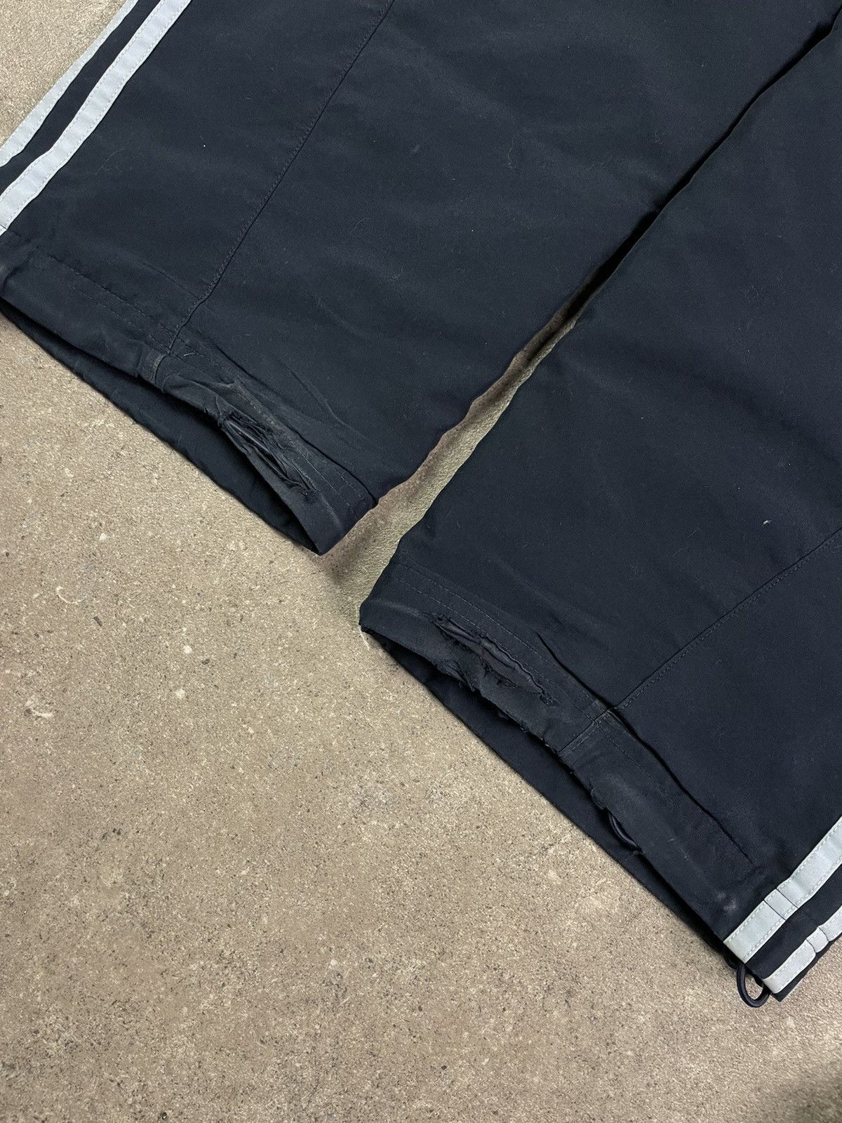 Adidas × Vintage Vintage Y2K Adidas Parachute Track Nylon Drill Pants Size US 32 / EU 48 - 5 Thumbnail