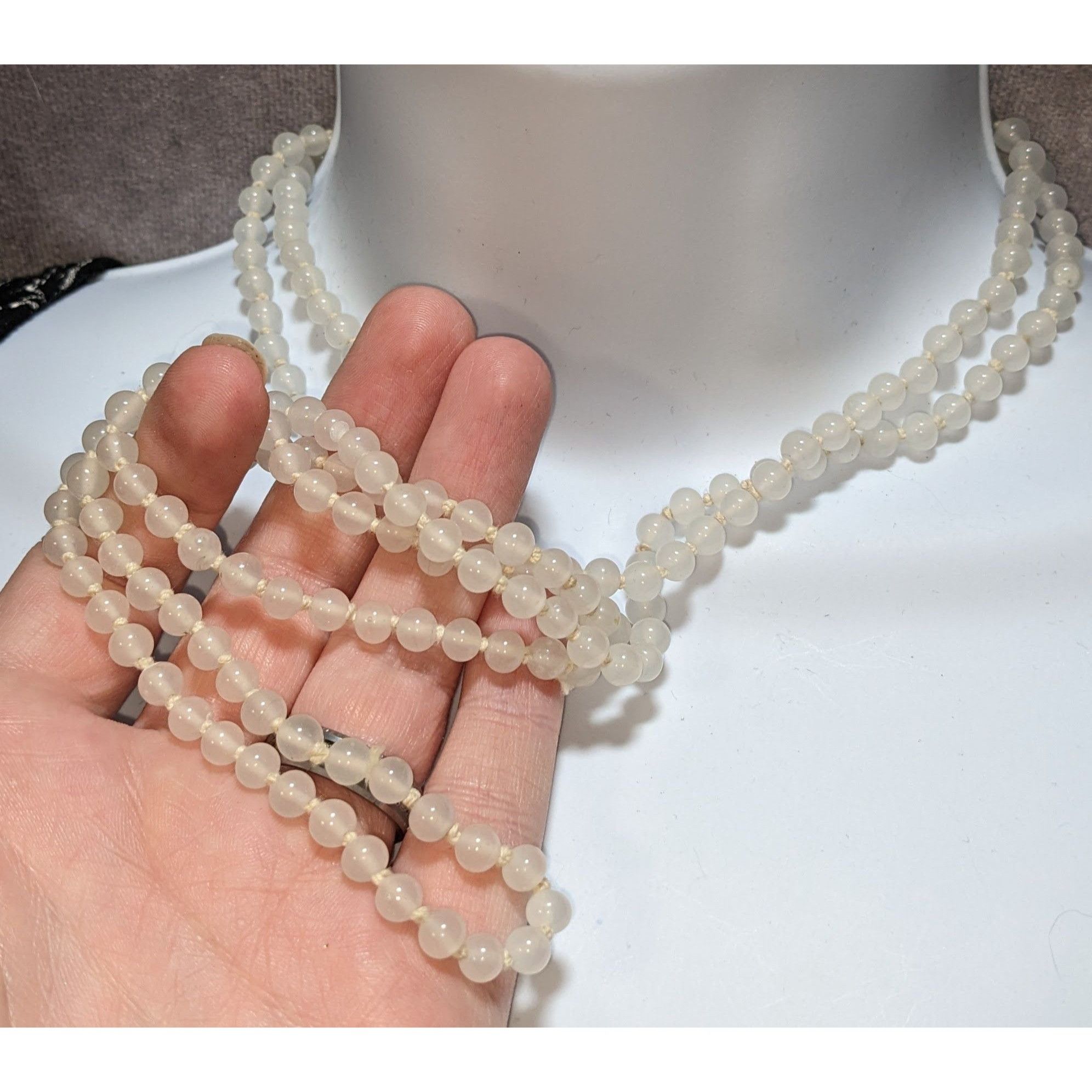 Other Vintage White Glass Beaded Necklace With Hidden Box Clasp Ja Size ONE SIZE - 6 Thumbnail
