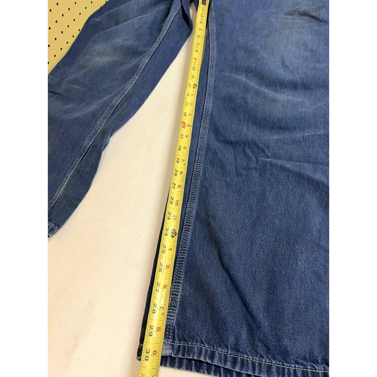 Carhartt VINTAGE Carhartt Jeans Dungaree 382-83 Work Denim 40x30 Mens Mens Jeans Blue Carhartt 382-83 Fits Dungaree Style 30 Inseam Size US 40 / EU 56 - 7 Thumbnail