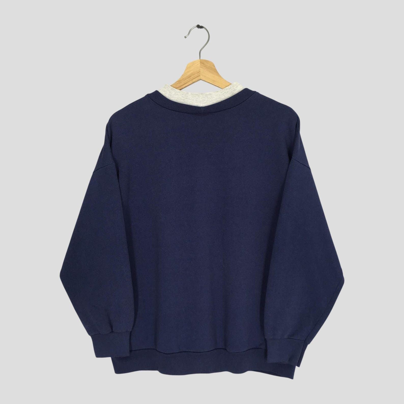 Vintage Vintage 90s Nutcracker Sweatshirt Windmill Lake Graphic Size US M / EU 48-50 / 2 - 2 Thumbnail