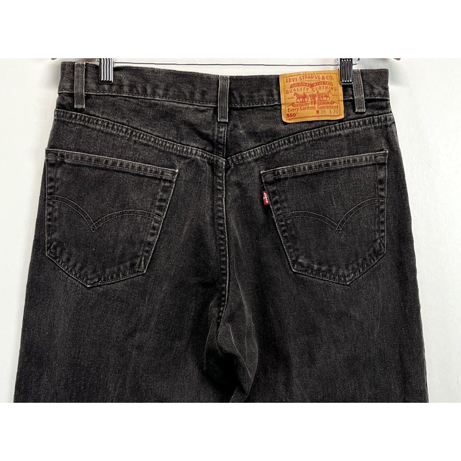 Levi's VINTAGE Levi's 505 Black Jeans 36x30 Relaxed Fit Straight Leg Y2K Mens Size US 36 / EU 52 - 4 Thumbnail