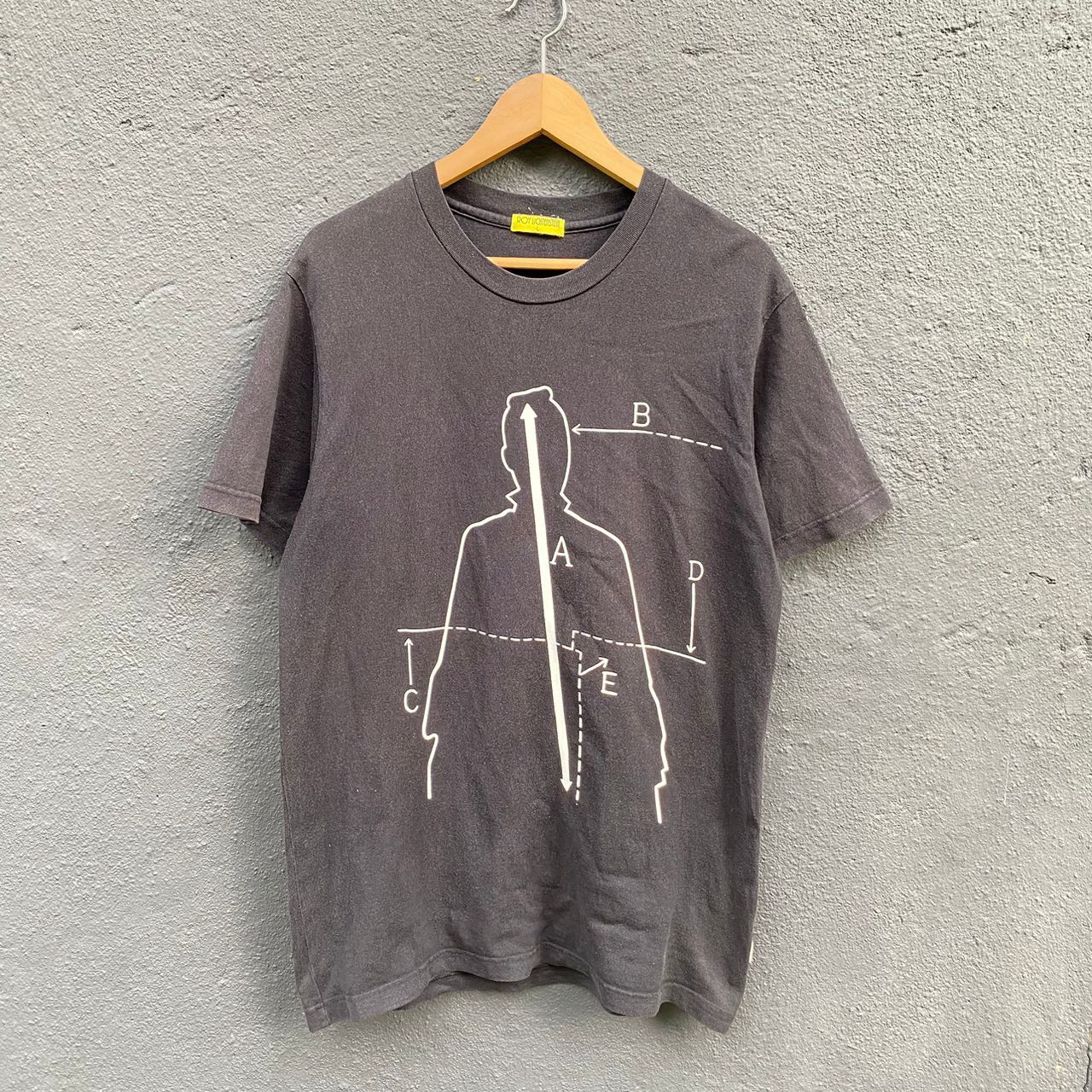 Uniqlo Thrashed Faded Roy Lichtenstein X Uniqlo Japanese Brand Tee Size US L / EU 52-54 / 3 - 1 Thumbnail