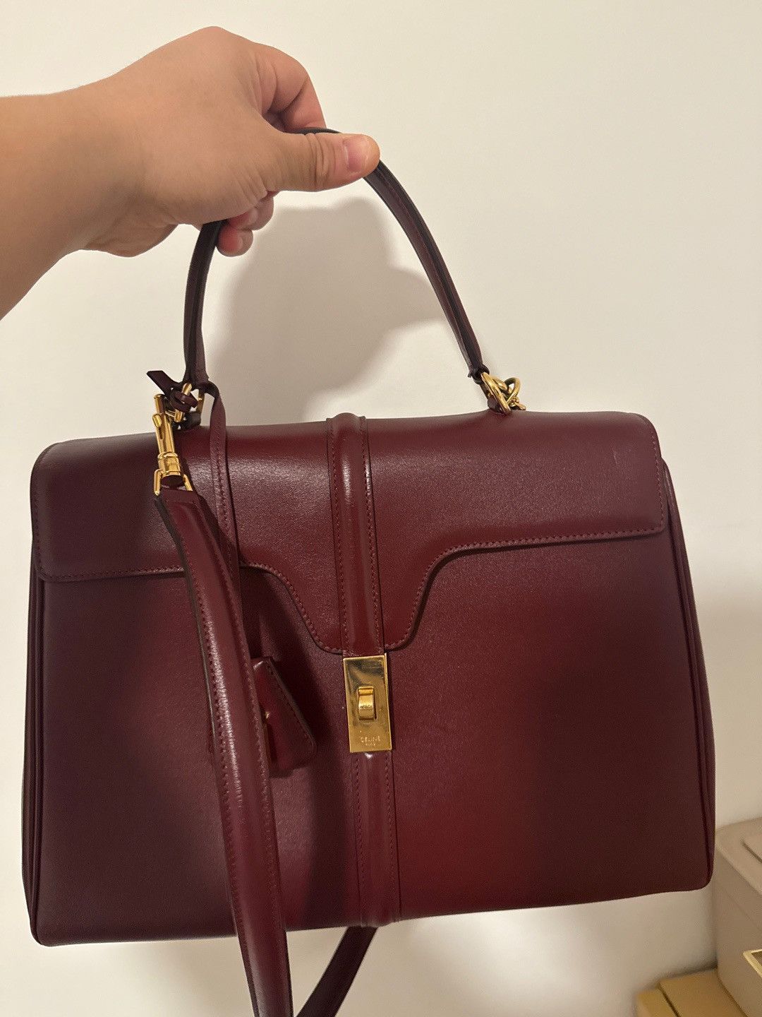 Celine sac 16 large in burgundy