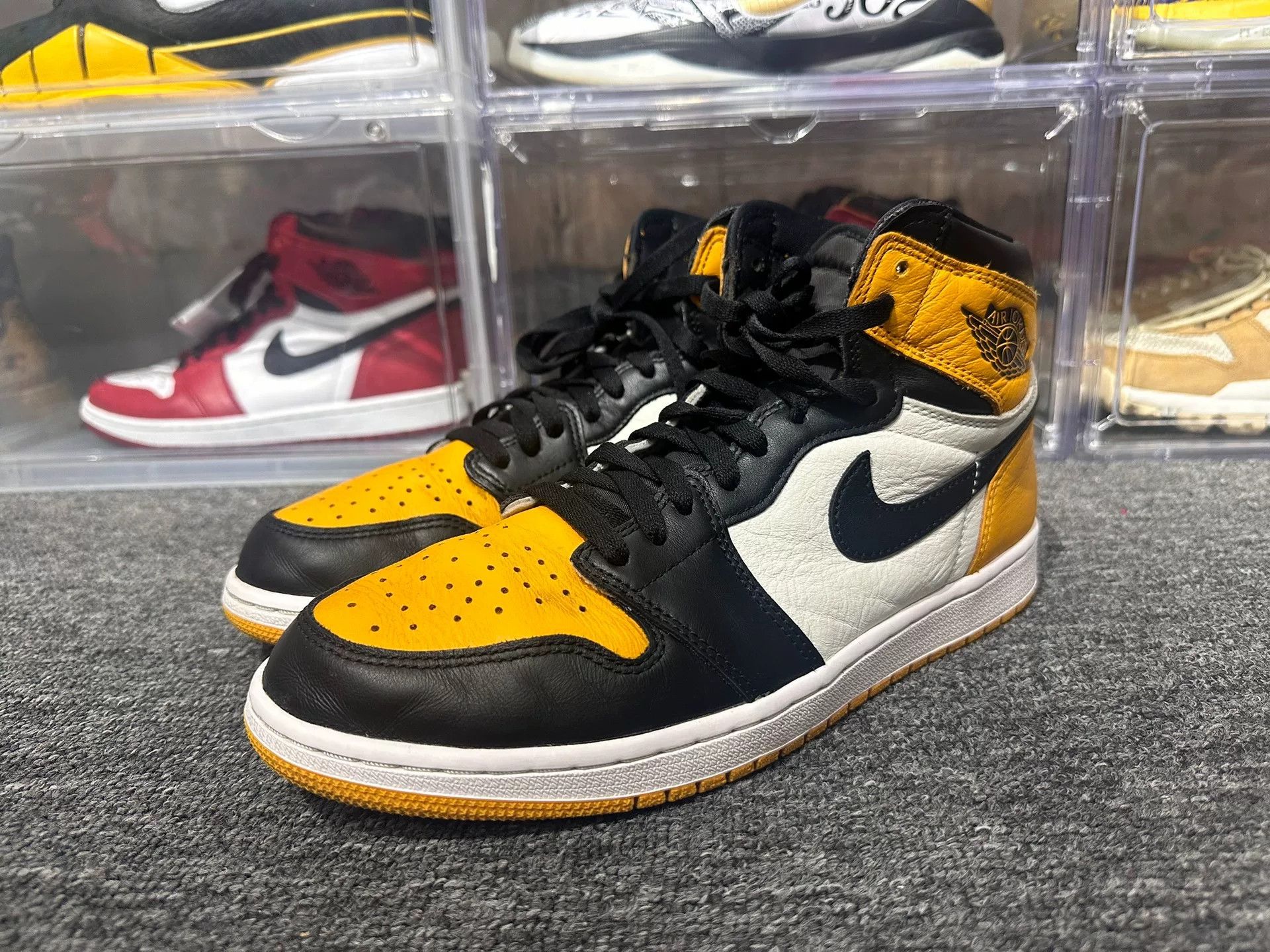 Nike Nike AIR JORDAN Yellow Lowtop Sneakers 11 Men Size US 11 / EU 44 - 1 Thumbnail