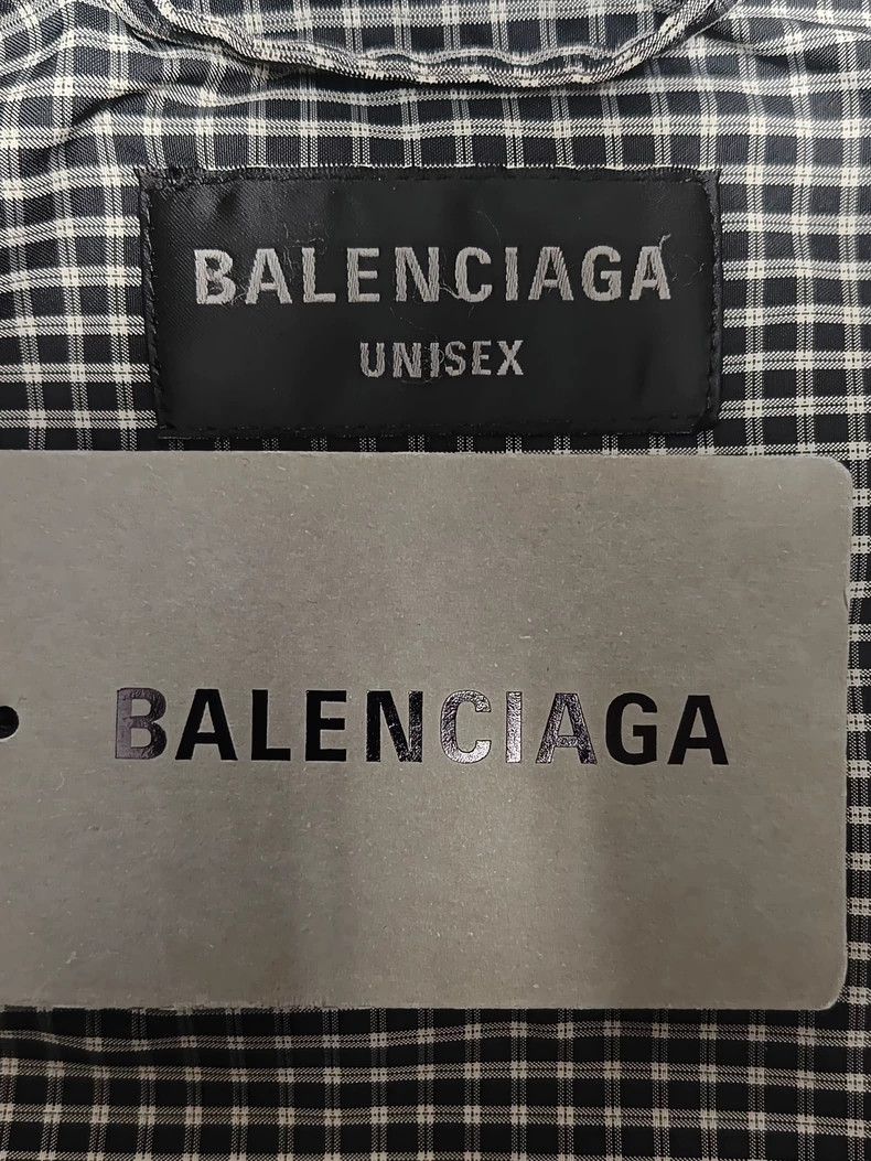 Balenciaga Balenciaga 23 Fw black and white checkerboard zipper button Size US S / EU 44-46 / 1 - 4 Thumbnail