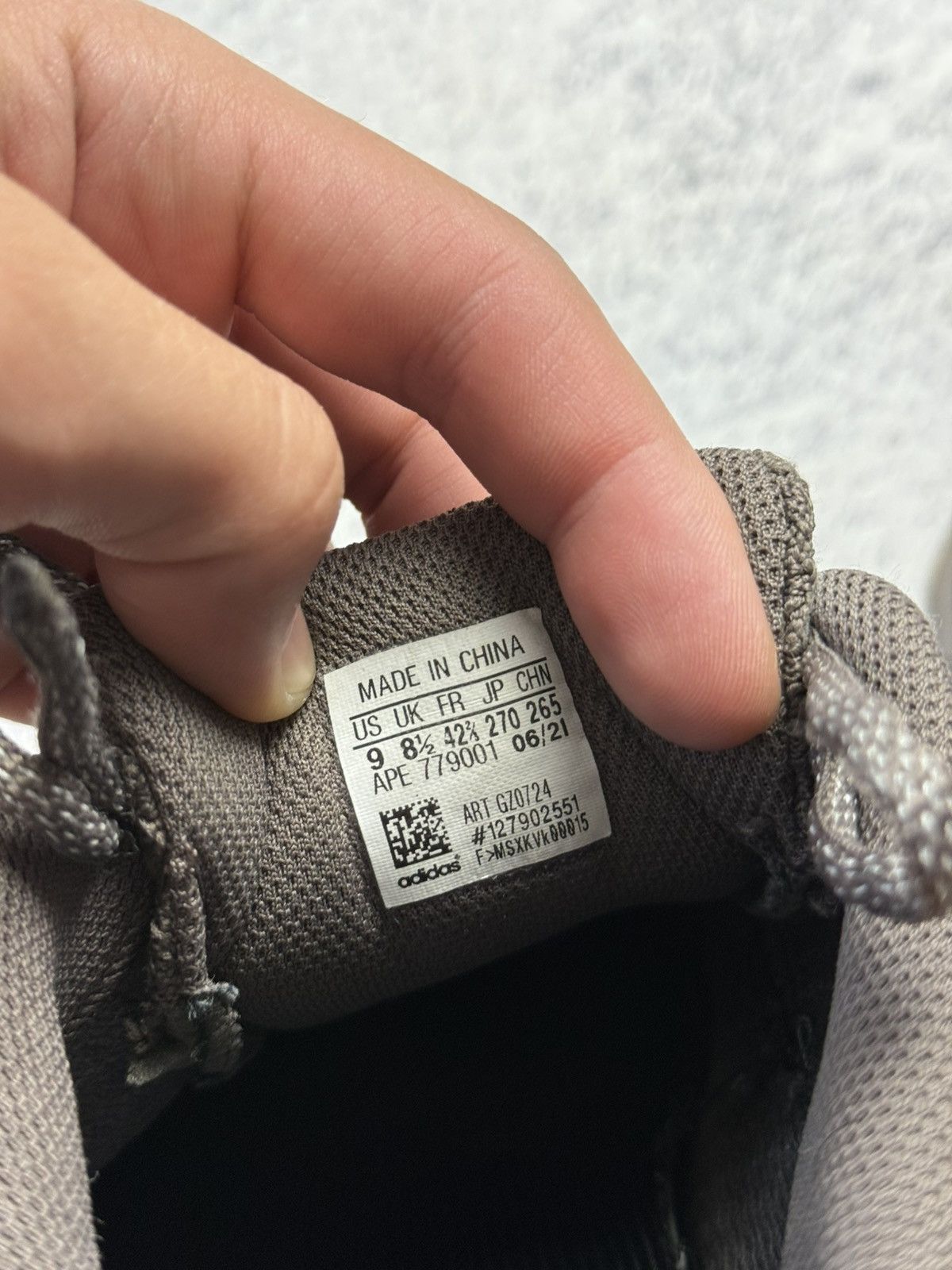 Adidas × Kanye West Adidas Yeezy Boost 700 v2 size 9 Size US 9 / EU 42 - 18 Thumbnail