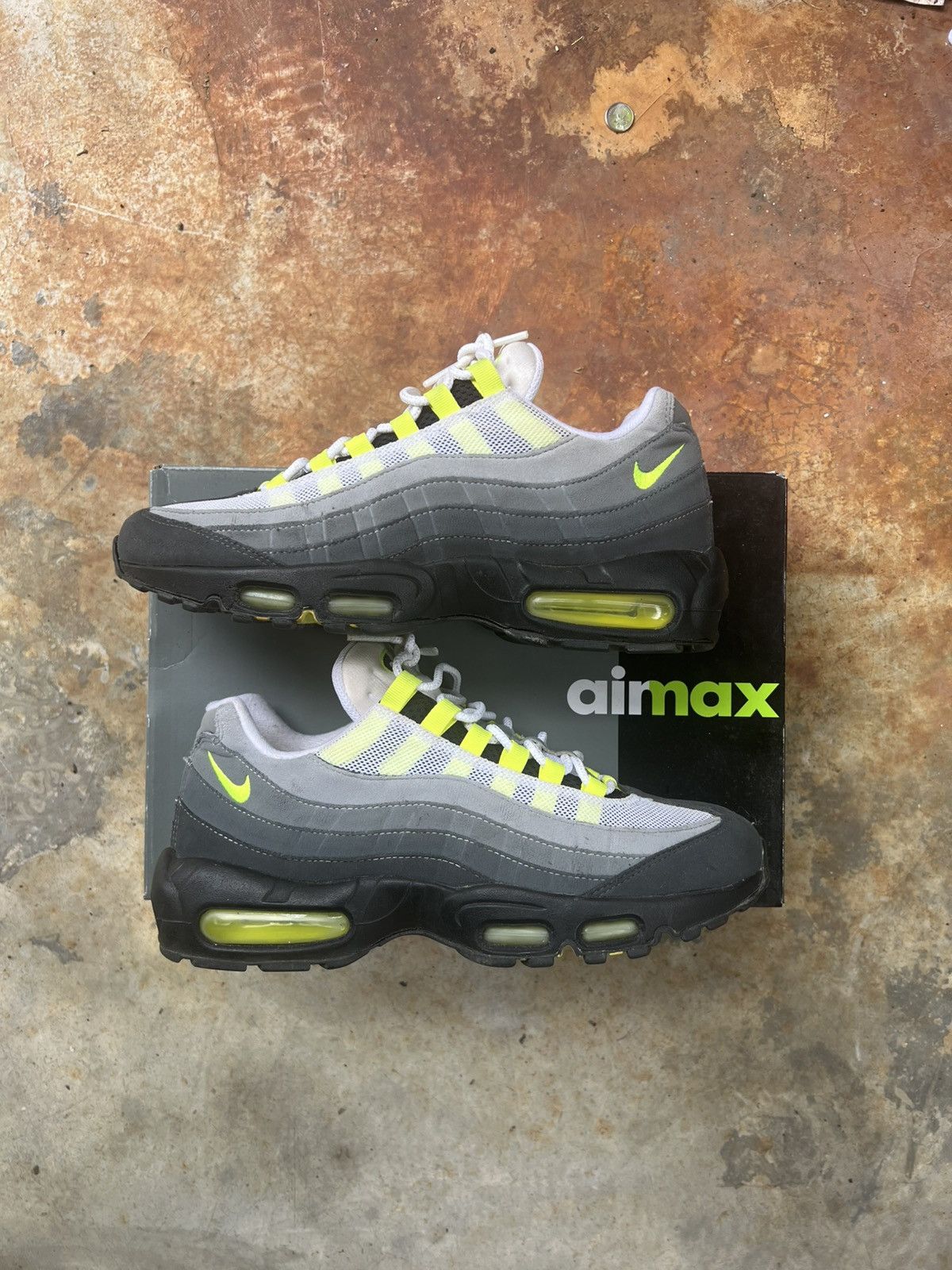 Nike NIKE AIR MAX OG NEON Size US 8.5 / EU 41-42 - 4 Thumbnail