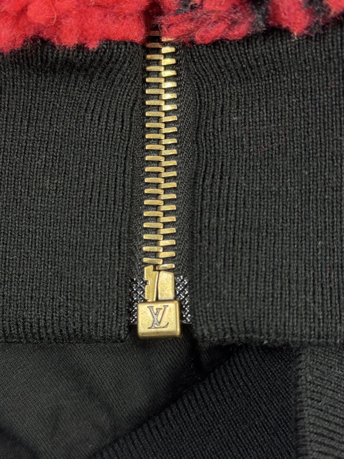 Louis Vuitton PHARRELL WILLIAMS AW24 WEST DAMIER FLEECE JACKET 1AFXOF RED Size US XL / EU 56 / 4 - 7 Thumbnail