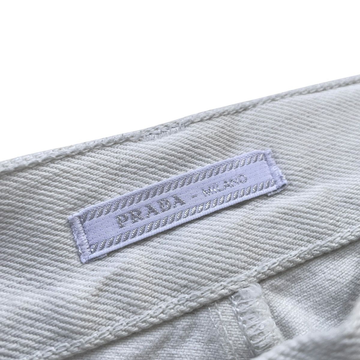 Prada Prada Milano Easy Fit Offwhite Designer Denim Size US 31 - 11 Thumbnail