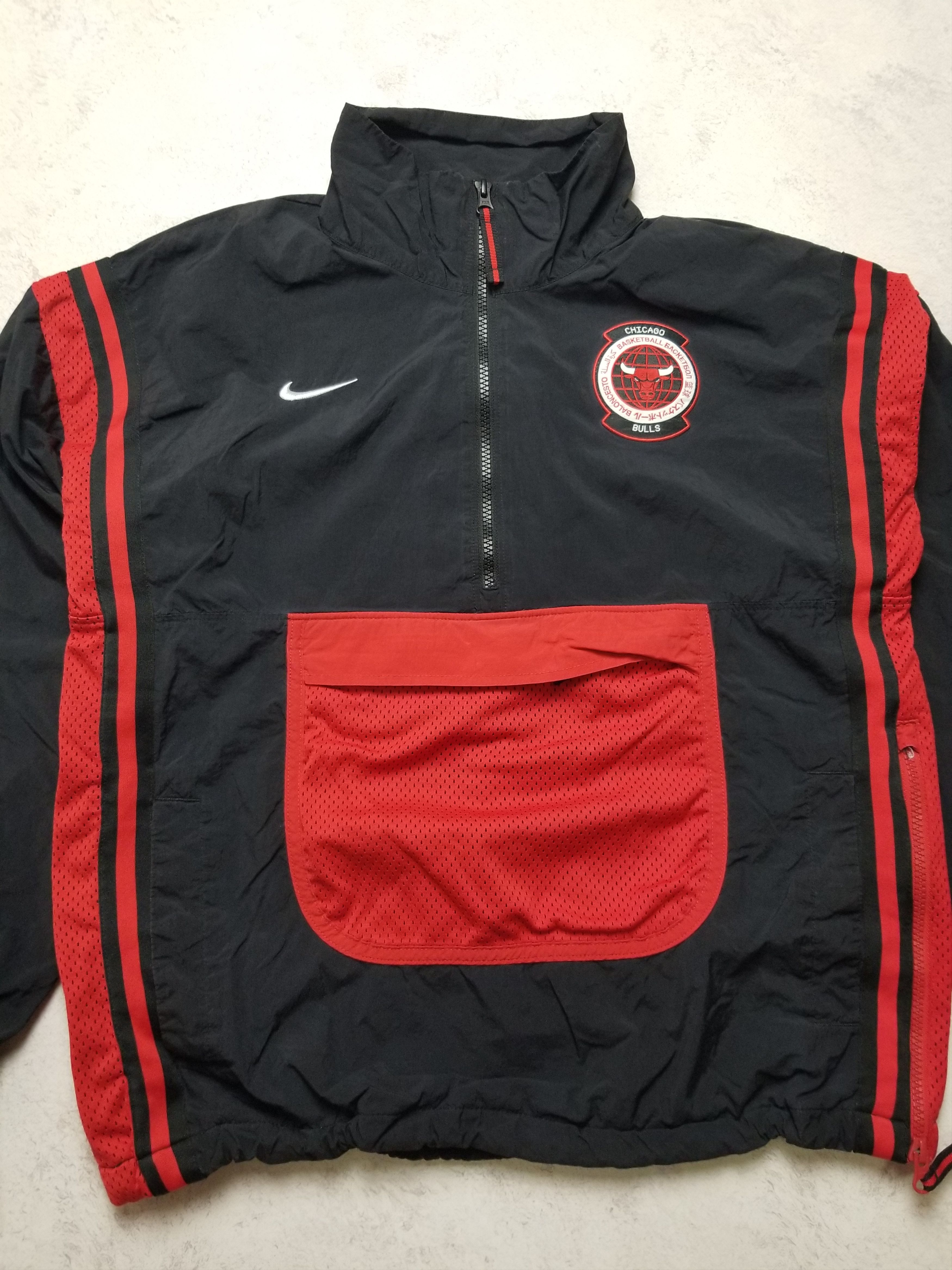 Nike NIKE NBA CHICAGO BULLS WOMEN'S TRACKJACKET ANORAK 1/2 ZIP Size S / US 4 / IT 40 - 14 Thumbnail