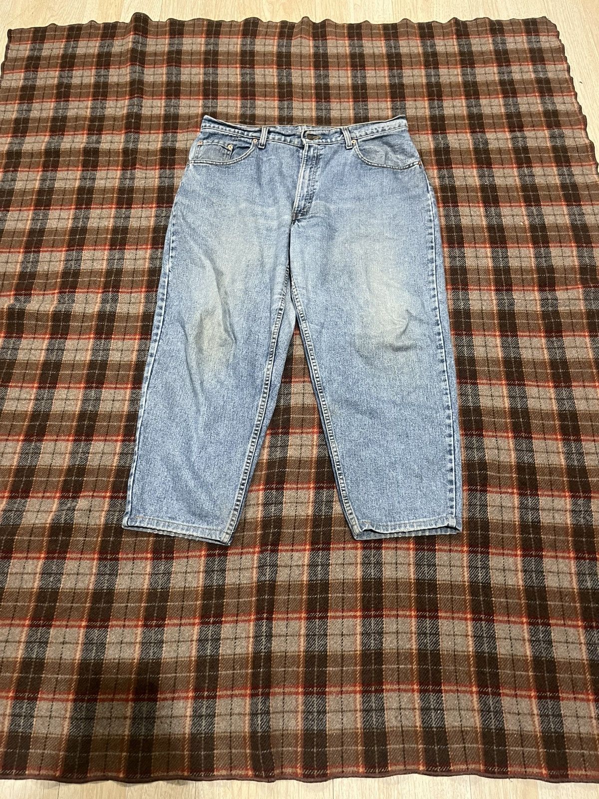 Levi's Vintage 1992 Levi’s 560 light Wash baggy tapered Jeans 38 Size US 38 / EU 54 - 1 Thumbnail