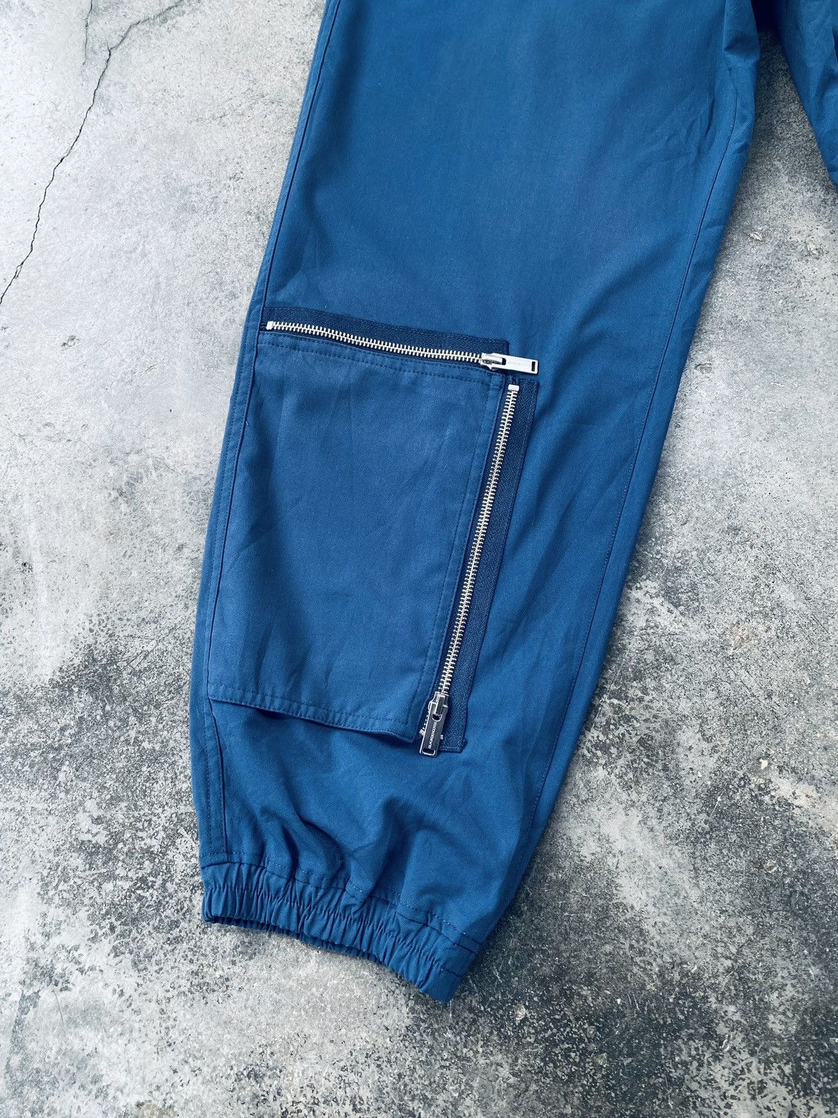 GU × Undercover Undercover x Gu Multi Pocket Zipper Pants Size US 30 / EU 46 - 4 Thumbnail