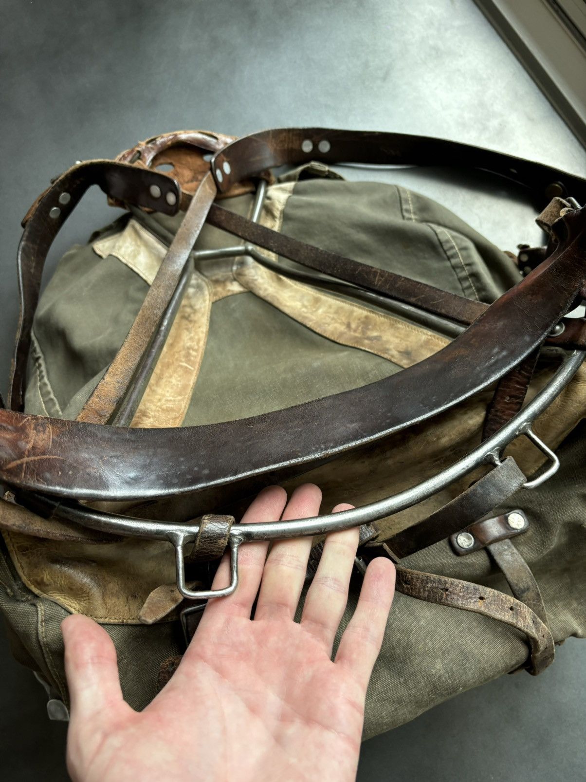 Vintage 1940s Swedish Backpack WW2 Vintage Army Hiking Metal Canvas Size ONE SIZE - 14 Thumbnail