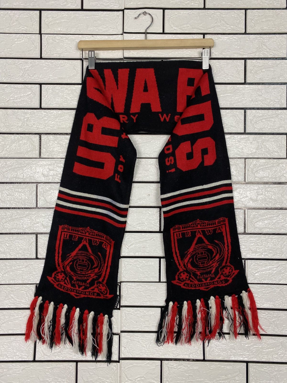 Japanese Brand Vintage muffler Football Team Urawa Reds Big Log Size ONE SIZE - 2 Thumbnail