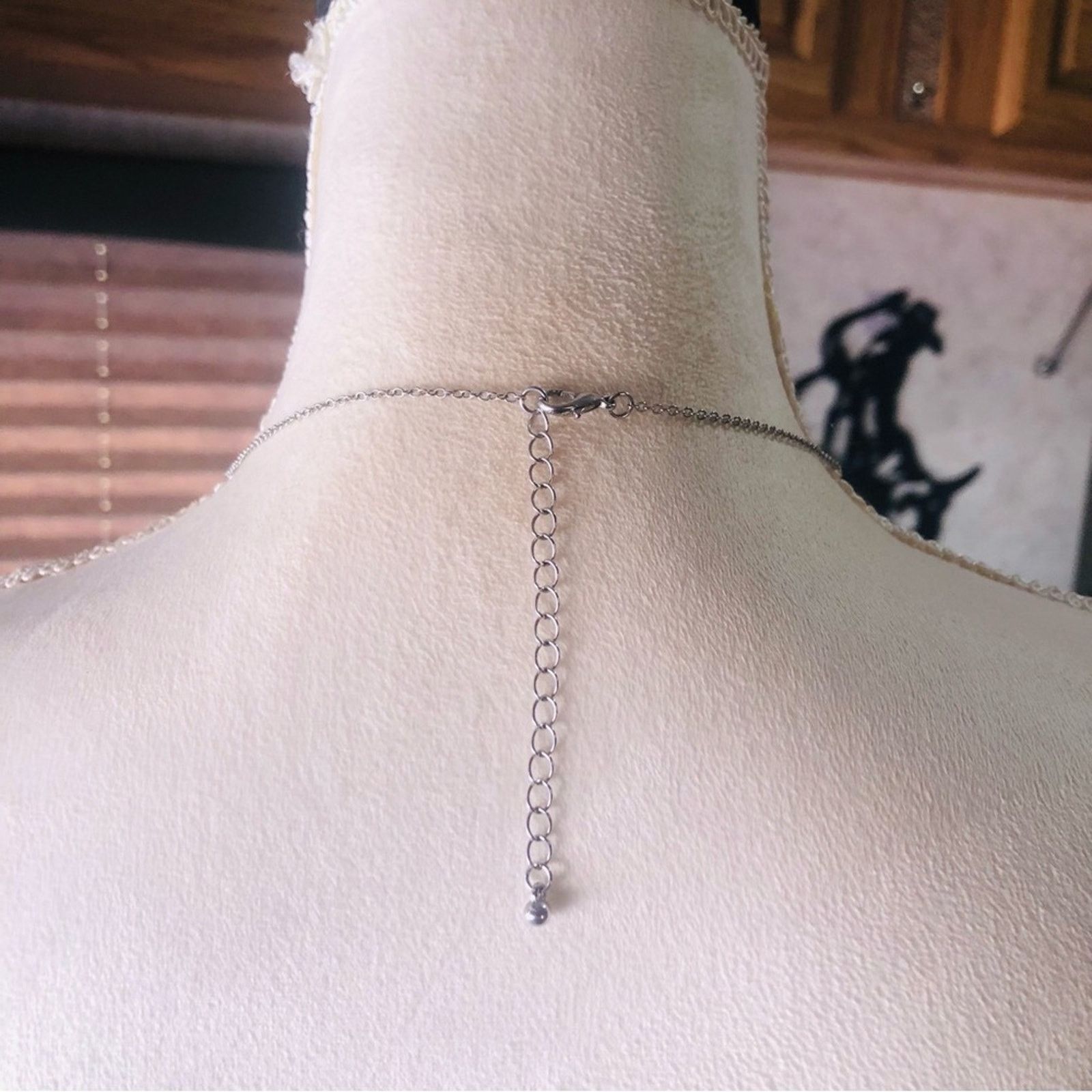Jewelry Faceted milky quartz stone icicle pendant on chain necklace Size ONE SIZE - 5 Thumbnail