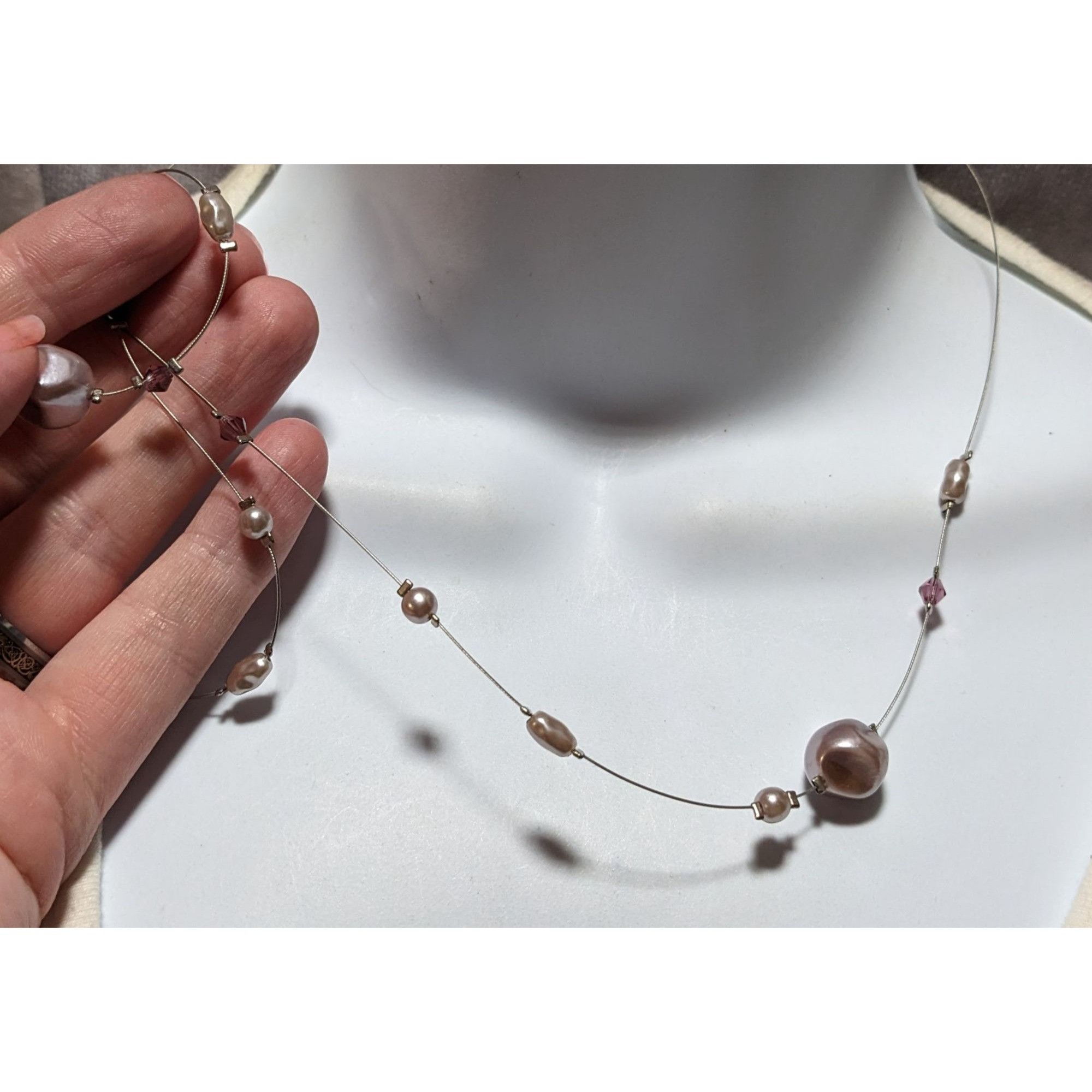 Other Floating Faux Pearl Glass Gemmed Necklace Size ONE SIZE - 6 Thumbnail