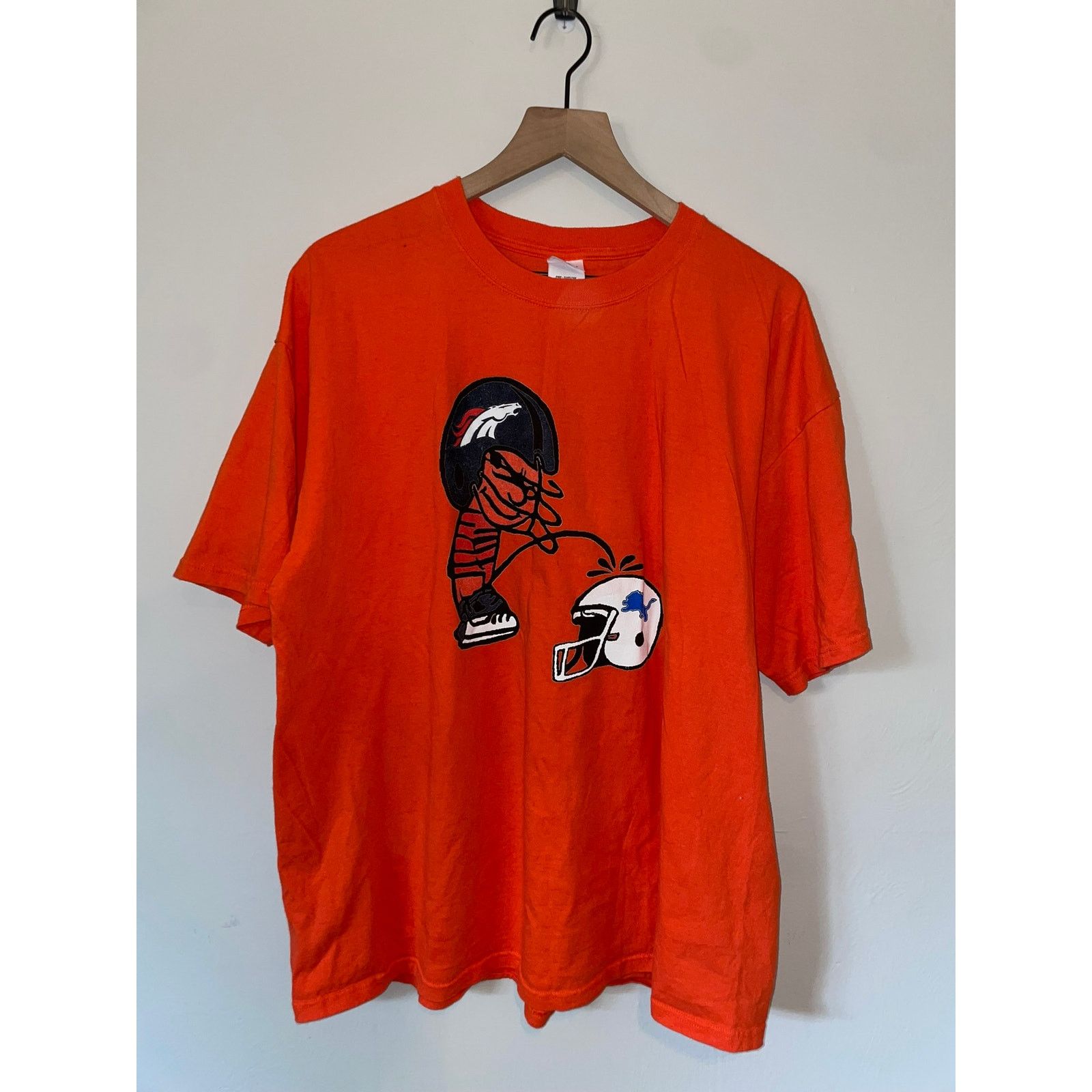 Anvil Vintage Denver Broncos Calvin Hobbes Detroit Lions 2XL Tee Size US XXL / EU 58 / 5 - 1 Thumbnail