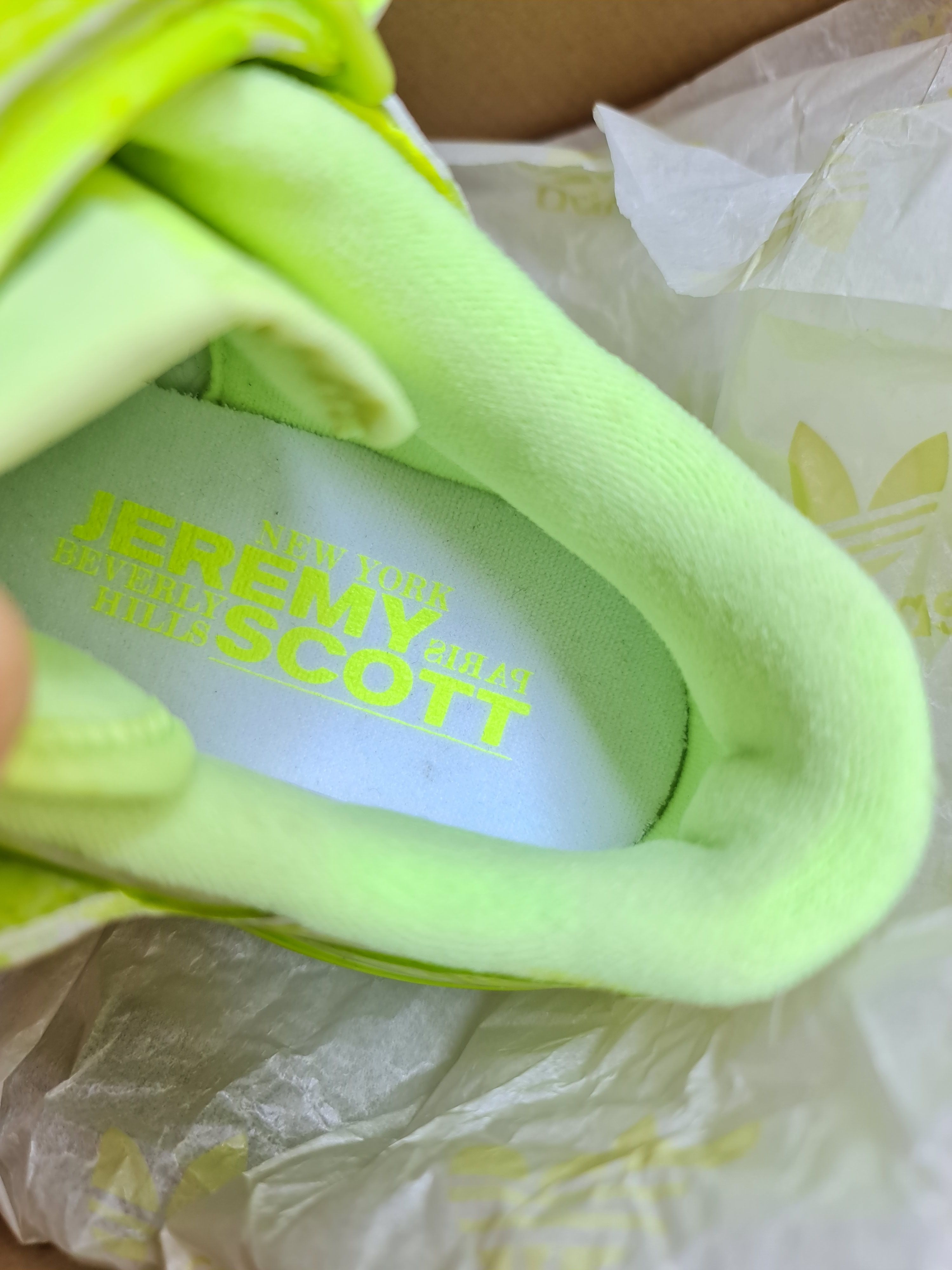 Jeremy Scott Adidas Forum Low x Jeremy Scott Dipped Yellow Size US 8 / EU 41 - 6 Thumbnail