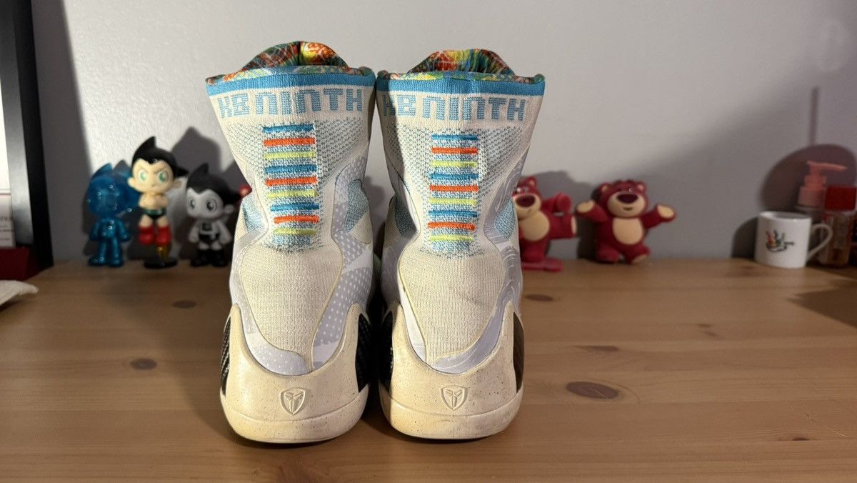 Nike Kobe 9 - WHAT THE - US Size 9 - NO BOX Size US 9 / EU 42 - 5 Thumbnail