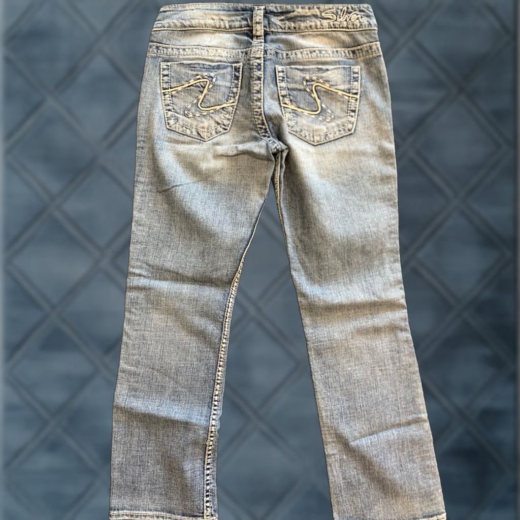 Silver Jeans Co. Silver Jeans Frances Capri Bootcut Jeans Women's 27 Medium Wash Blue Size 27" / US 4 / IT 40 - 1 Thumbnail