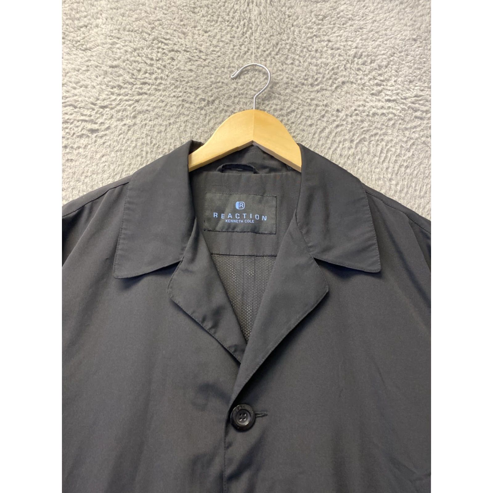 Kenneth Cole Kenneth Cole Coat Men L Wool Polyester Overcoat Shawl Button Zip Black Mid-Length Casual Business Travel Size US L / EU 52-54 / 3 - 2 Thumbnail